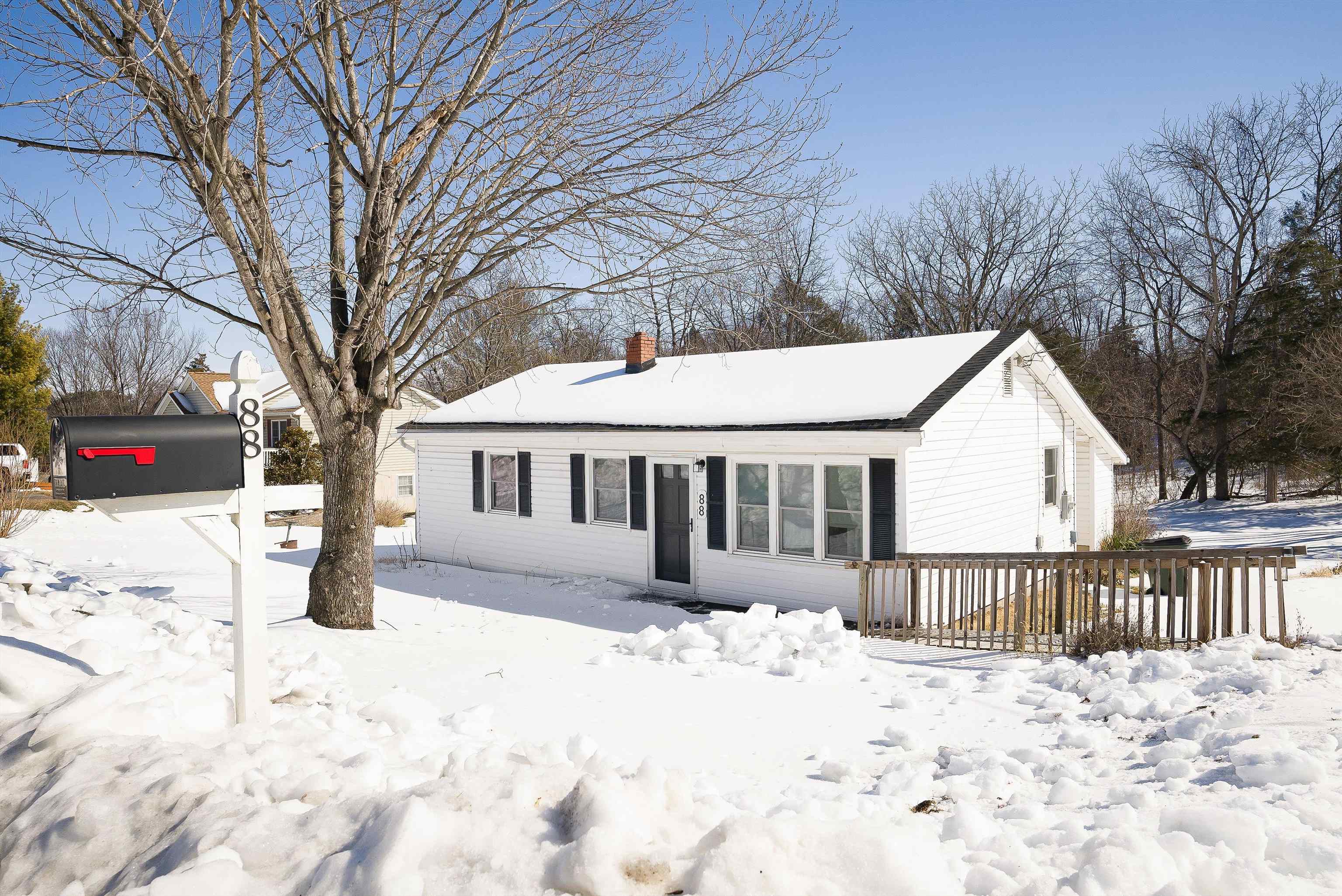 88 BEVERLEY ST, VERONA, Virginia 24482, 3 Bedrooms Bedrooms, ,1 BathroomBathrooms,Residential,88 BEVERLEY ST,673179 MLS # 673179