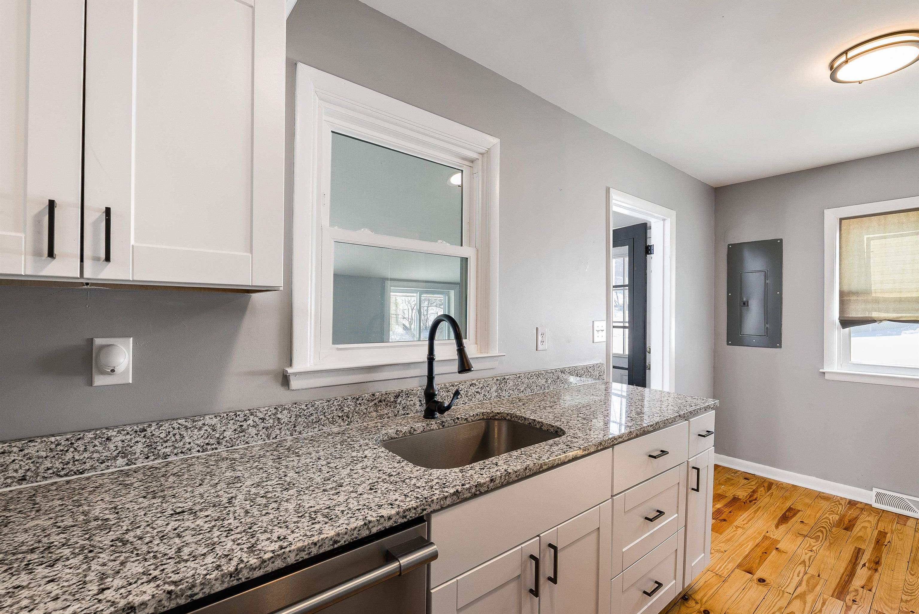 88 BEVERLEY ST, VERONA, Virginia 24482, 3 Bedrooms Bedrooms, ,1 BathroomBathrooms,Residential,88 BEVERLEY ST,673179 MLS # 673179