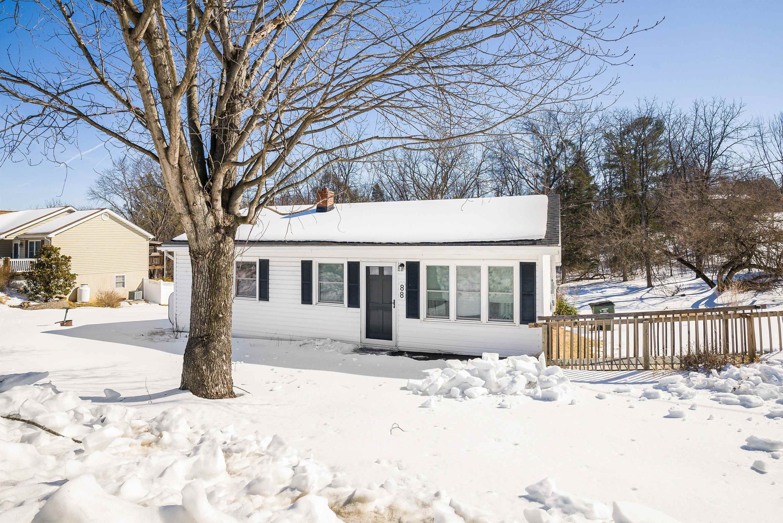 88 BEVERLEY ST, VERONA, Virginia 24482, 3 Bedrooms Bedrooms, ,1 BathroomBathrooms,Residential,88 BEVERLEY ST,673179 MLS # 673179