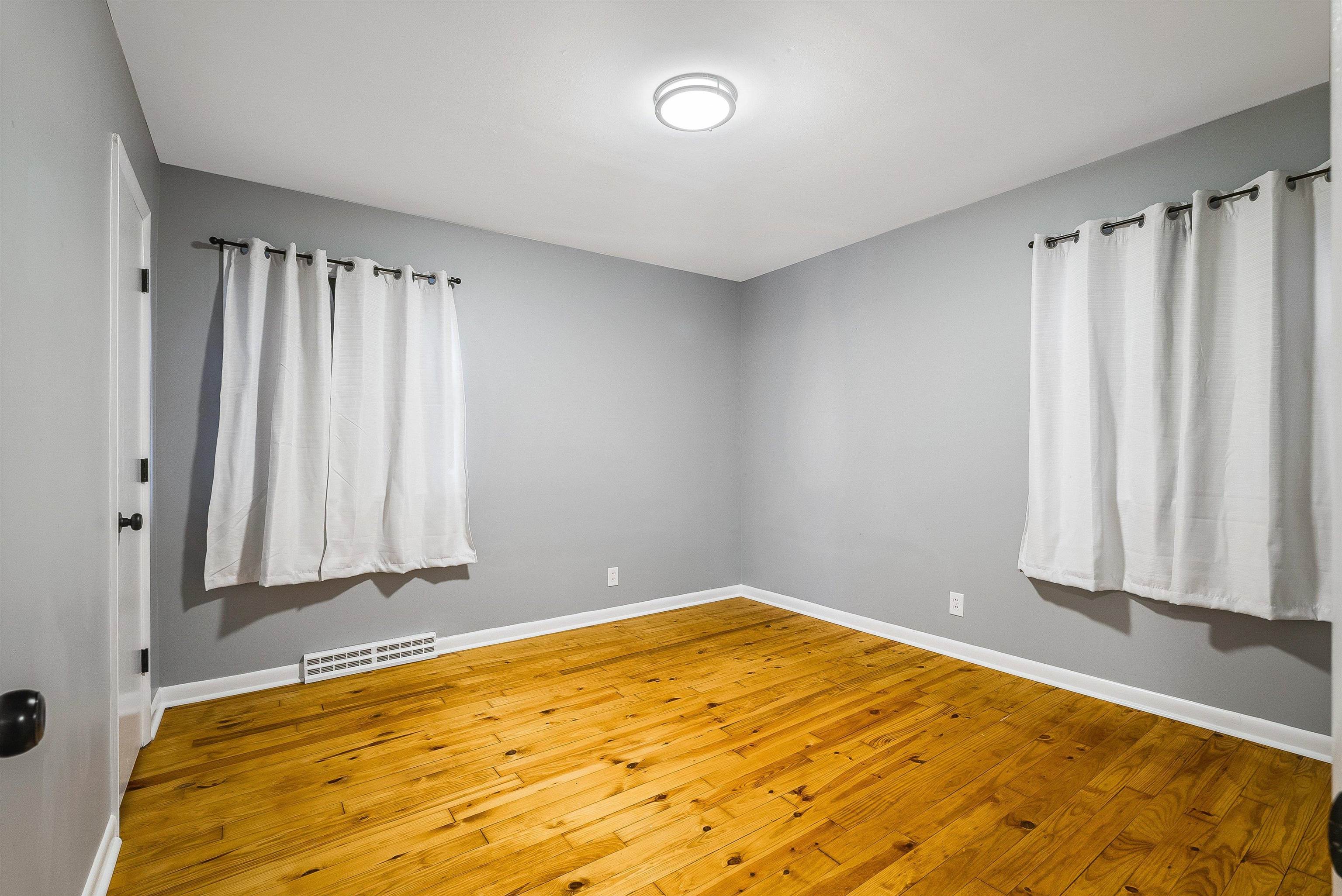 88 BEVERLEY ST, VERONA, Virginia 24482, 3 Bedrooms Bedrooms, ,1 BathroomBathrooms,Residential,88 BEVERLEY ST,673179 MLS # 673179