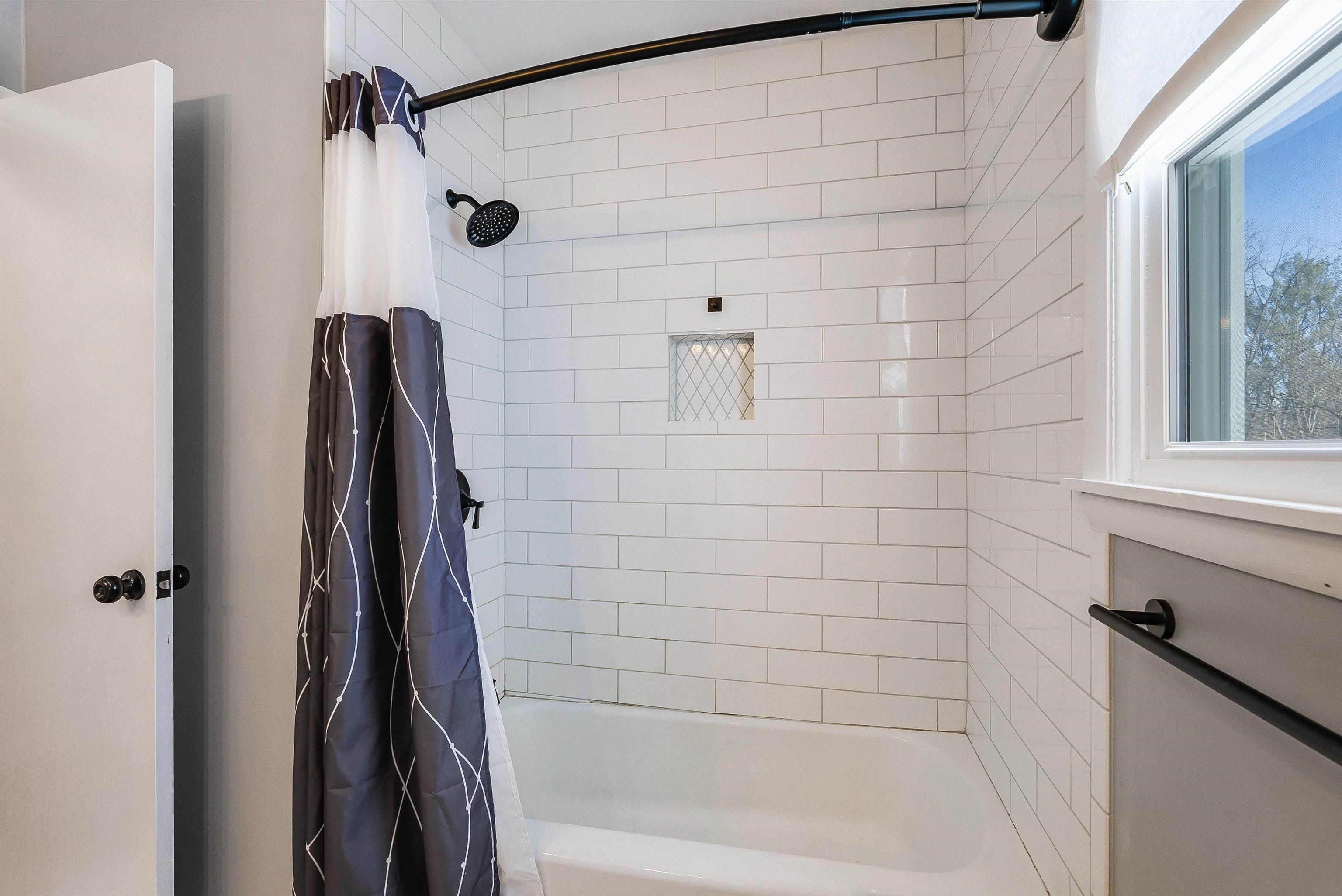 88 BEVERLEY ST, VERONA, Virginia 24482, 3 Bedrooms Bedrooms, ,1 BathroomBathrooms,Residential,88 BEVERLEY ST,673179 MLS # 673179