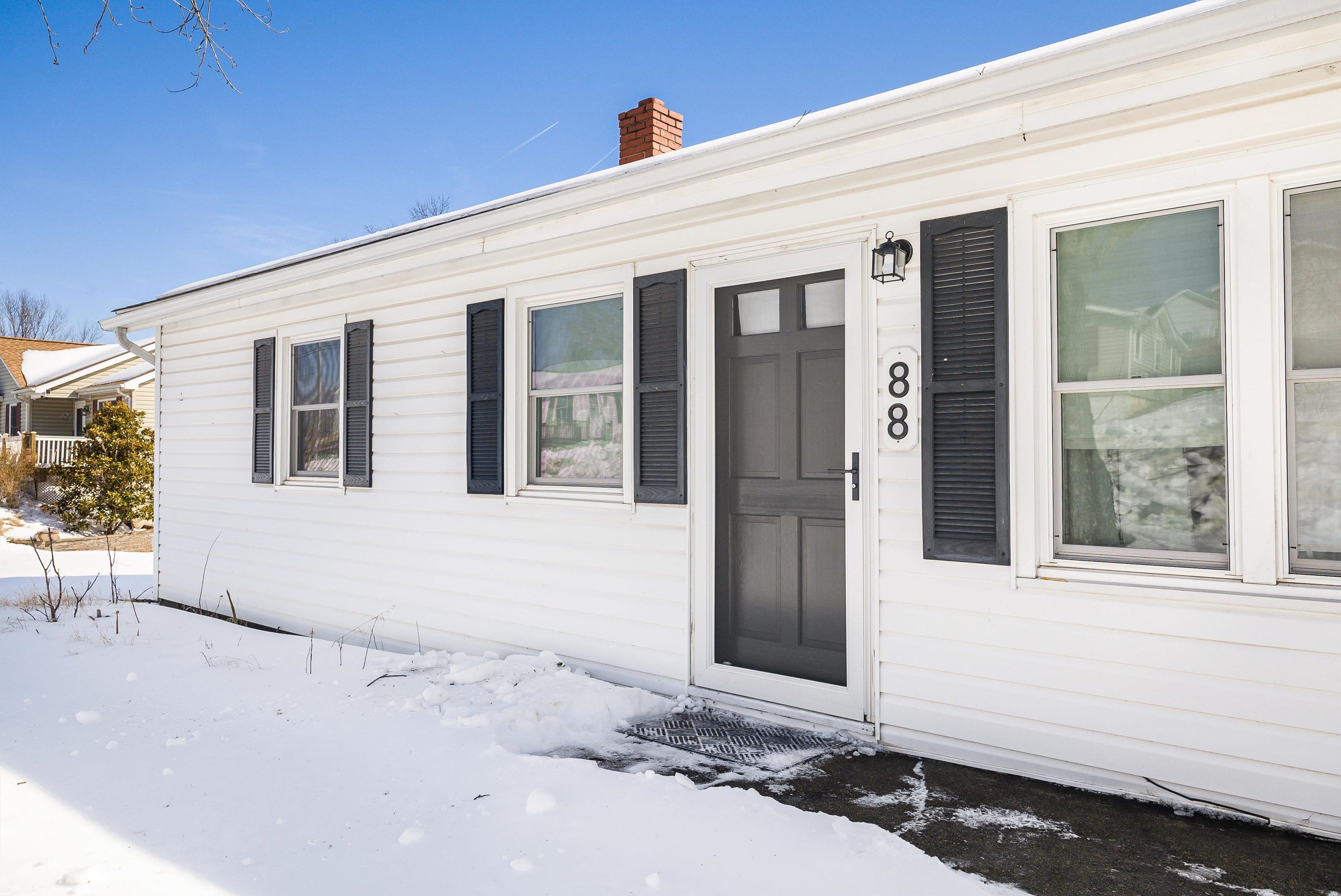 88 BEVERLEY ST, VERONA, Virginia 24482, 3 Bedrooms Bedrooms, ,1 BathroomBathrooms,Residential,88 BEVERLEY ST,673179 MLS # 673179