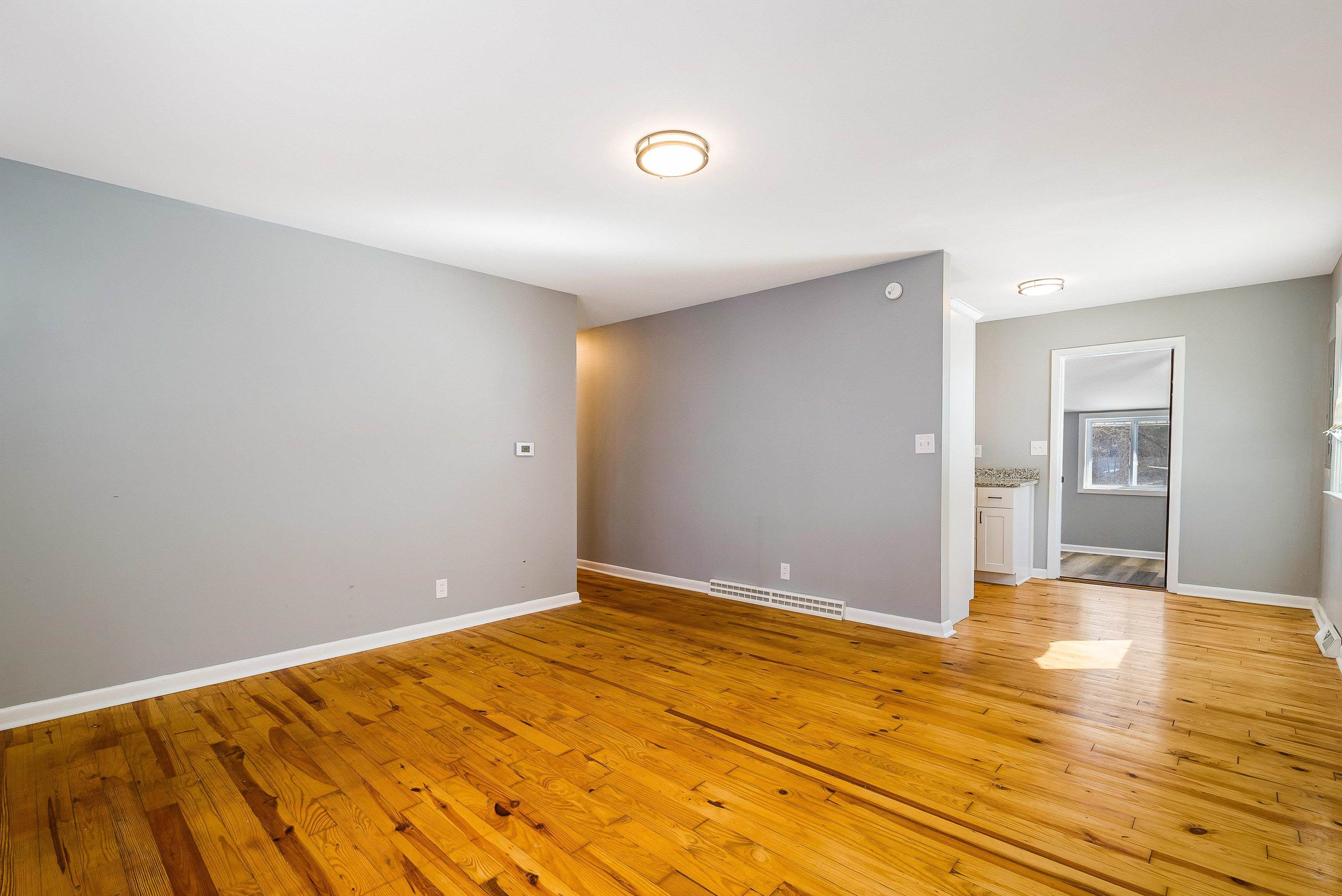 88 BEVERLEY ST, VERONA, Virginia 24482, 3 Bedrooms Bedrooms, ,1 BathroomBathrooms,Residential,88 BEVERLEY ST,673179 MLS # 673179