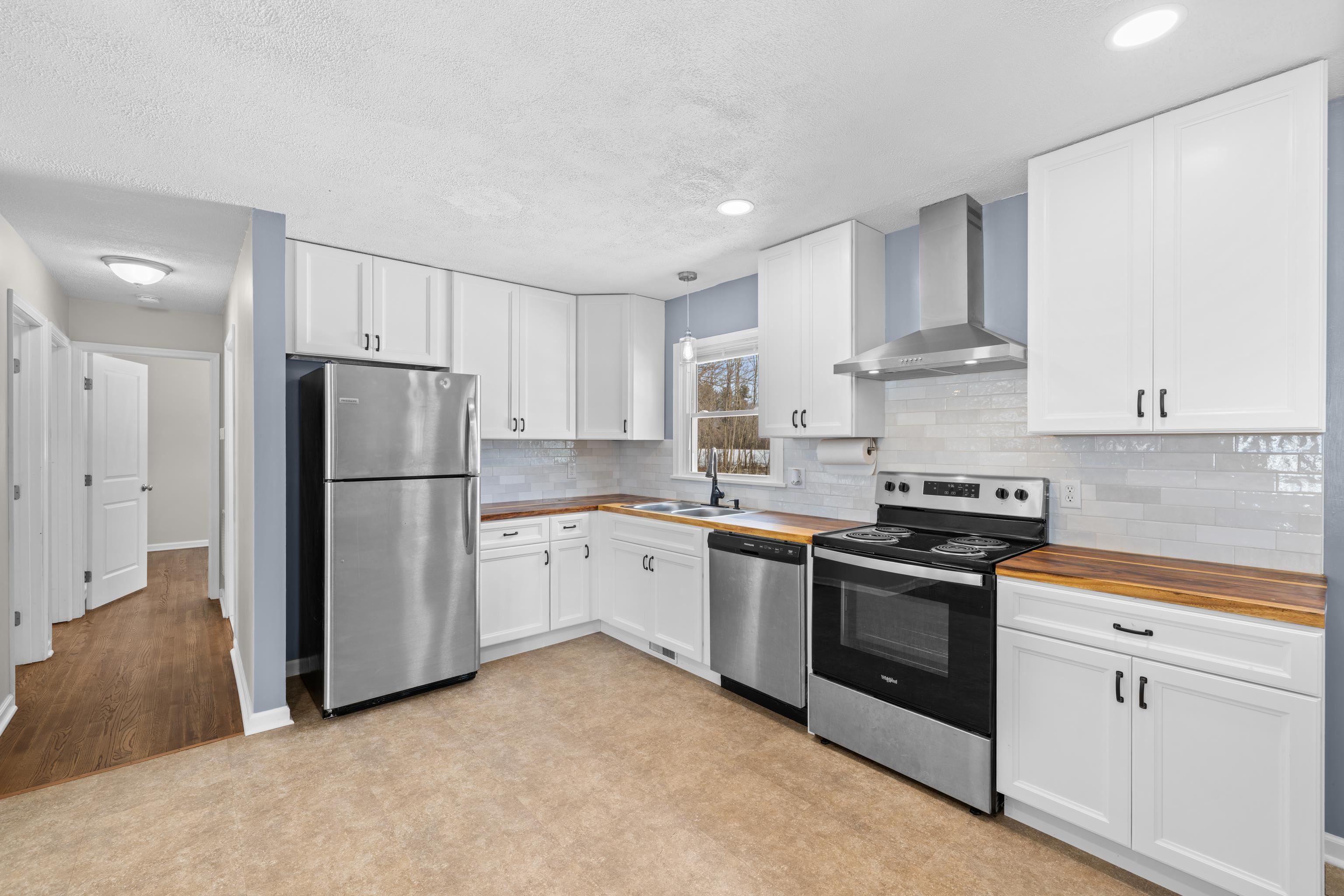 7540 SPRING CREEK RD, BRIDGEWATER, Virginia 22812, 4 Bedrooms Bedrooms, ,2 BathroomsBathrooms,Residential,7540 SPRING CREEK RD,673181 MLS # 673181