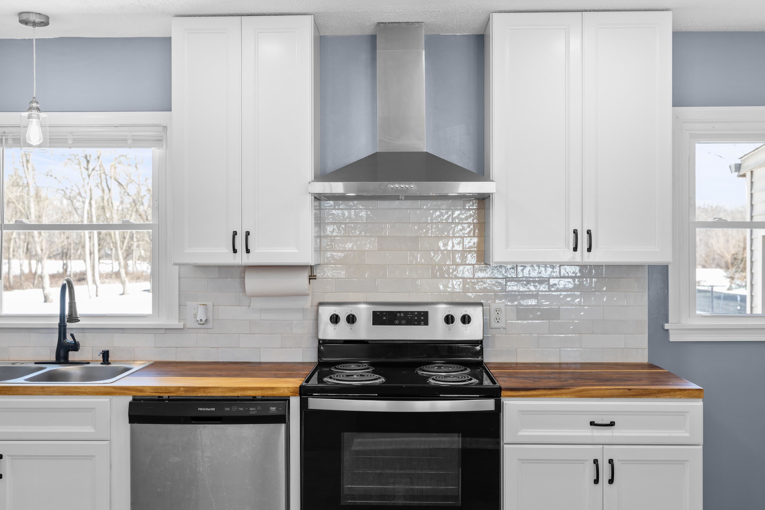 7540 SPRING CREEK RD, BRIDGEWATER, Virginia 22812, 4 Bedrooms Bedrooms, ,2 BathroomsBathrooms,Residential,7540 SPRING CREEK RD,673181 MLS # 673181