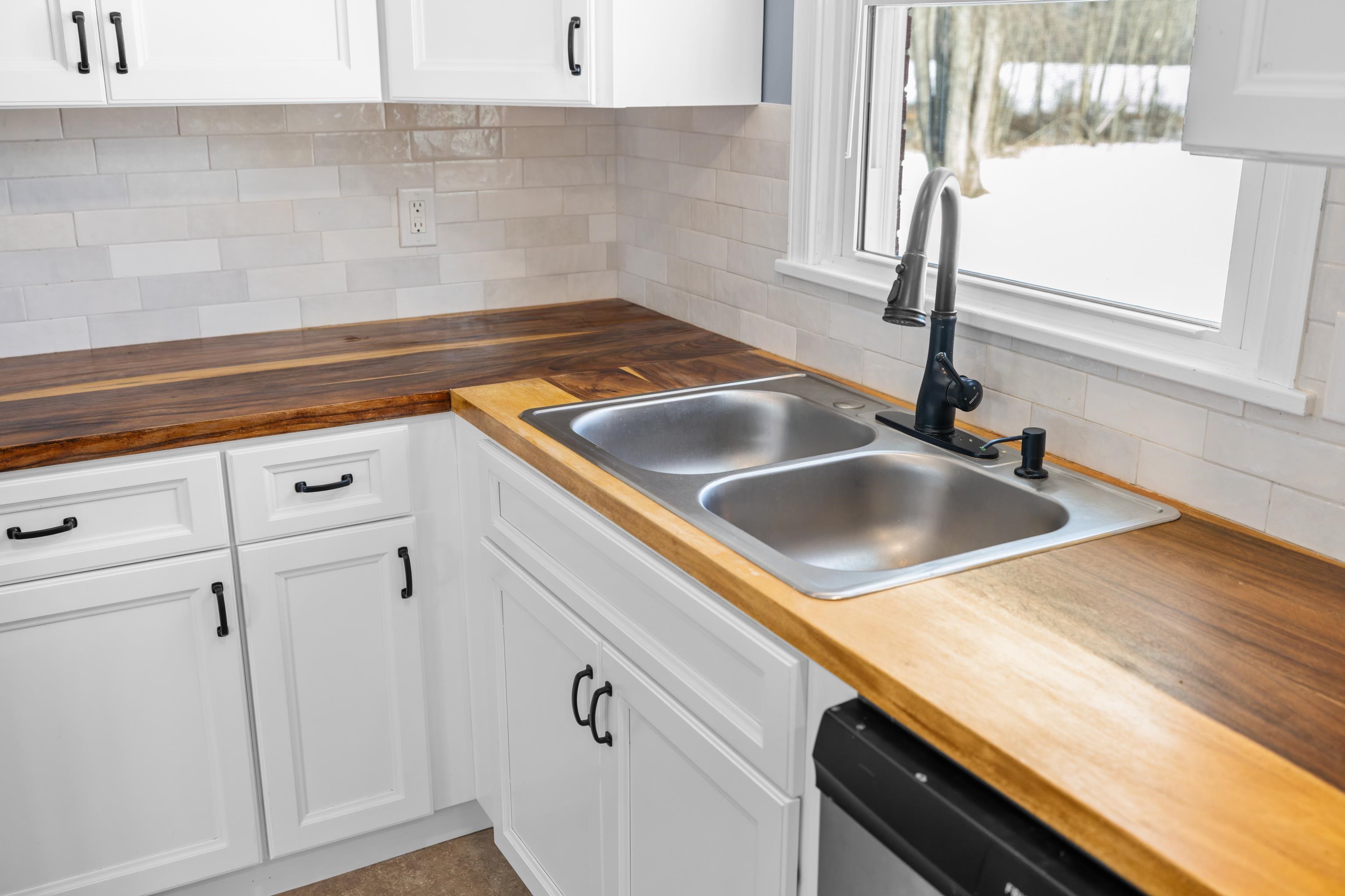 7540 SPRING CREEK RD, BRIDGEWATER, Virginia 22812, 4 Bedrooms Bedrooms, ,2 BathroomsBathrooms,Residential,7540 SPRING CREEK RD,673181 MLS # 673181