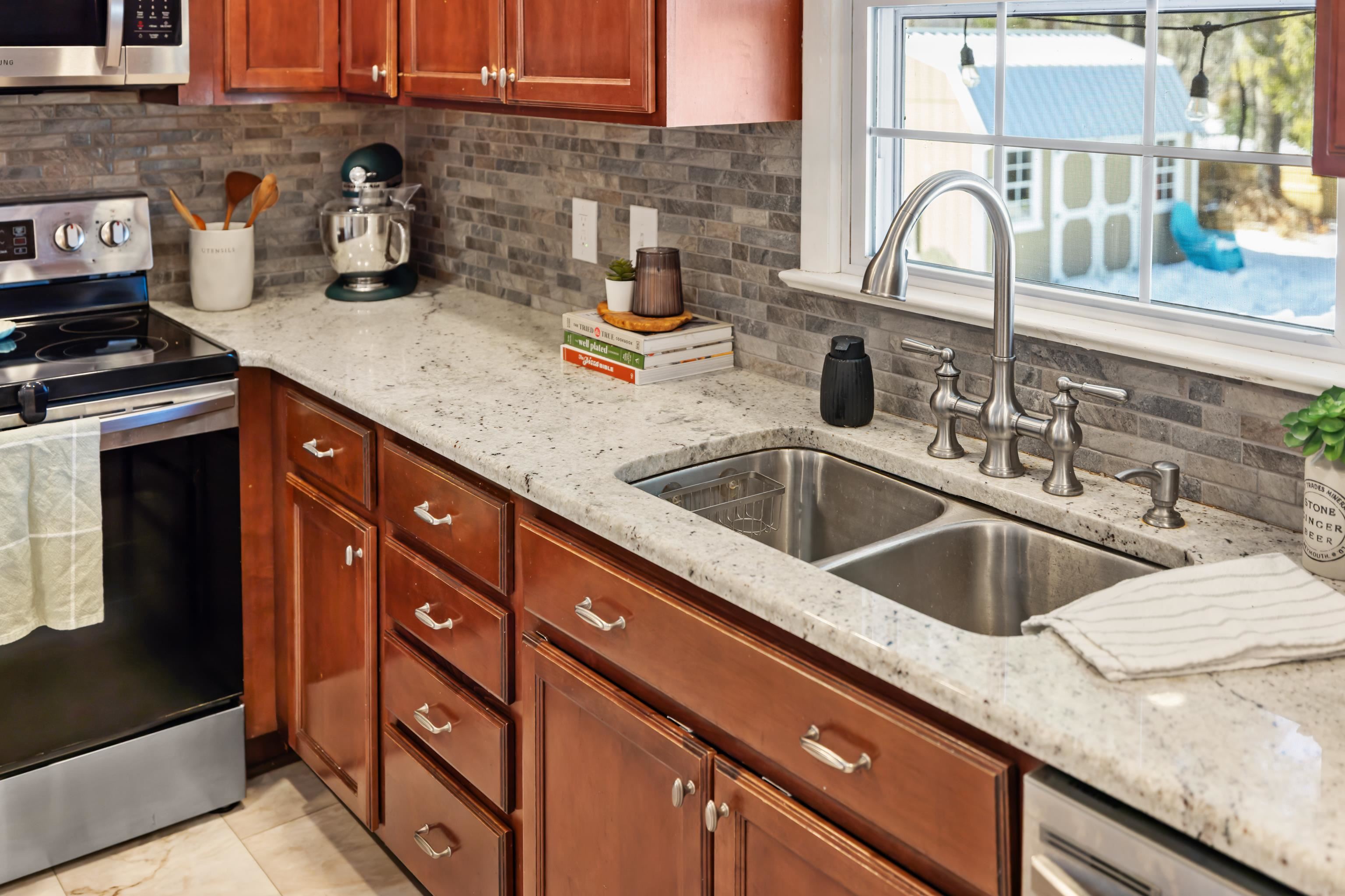 1200 CLUB RD, WAYNESBORO, Virginia 22980, 4 Bedrooms Bedrooms, ,2 BathroomsBathrooms,Residential,1200 CLUB RD,673185 MLS # 673185