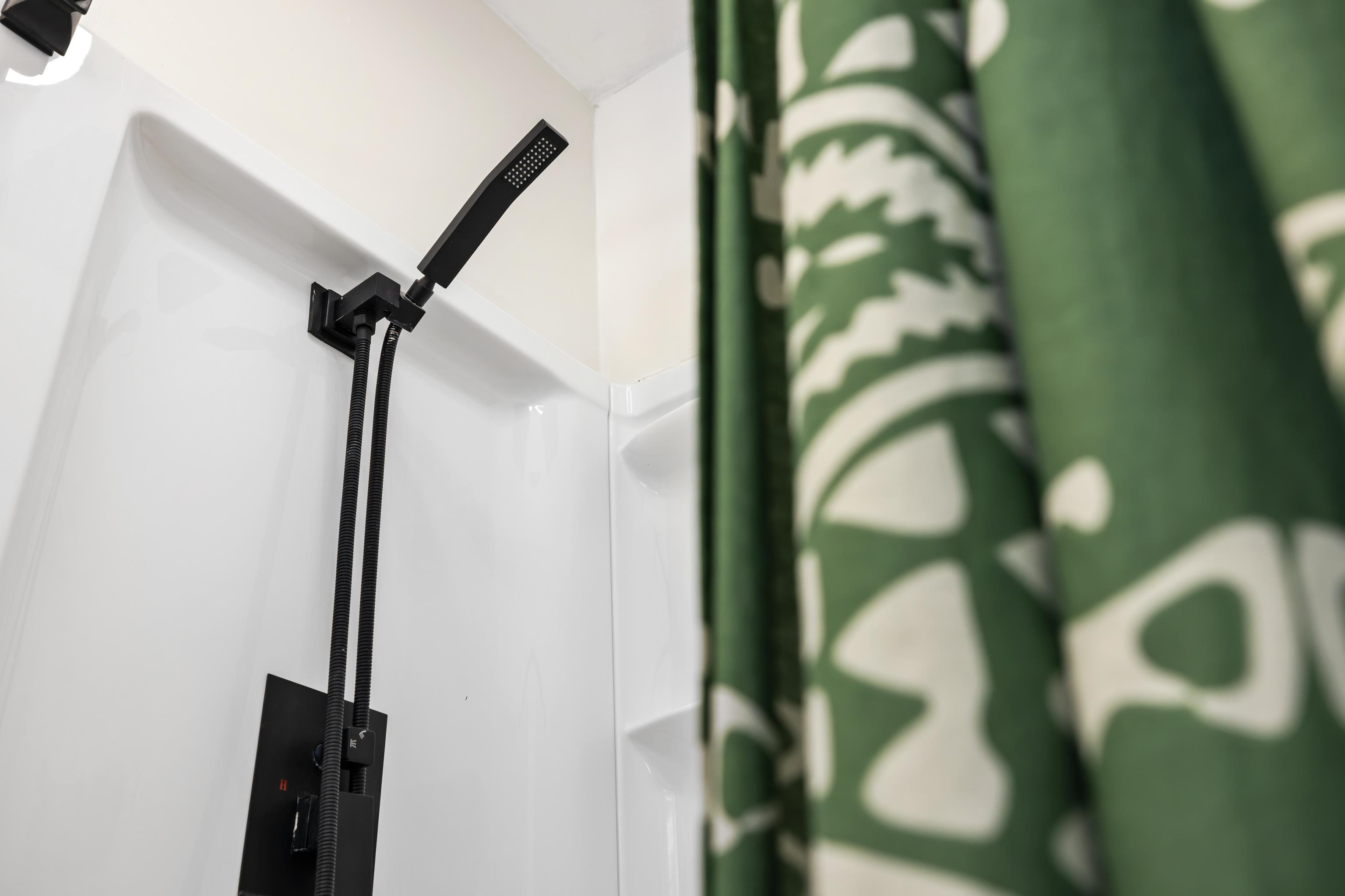 1200 CLUB RD, WAYNESBORO, Virginia 22980, 4 Bedrooms Bedrooms, ,2 BathroomsBathrooms,Residential,1200 CLUB RD,673185 MLS # 673185