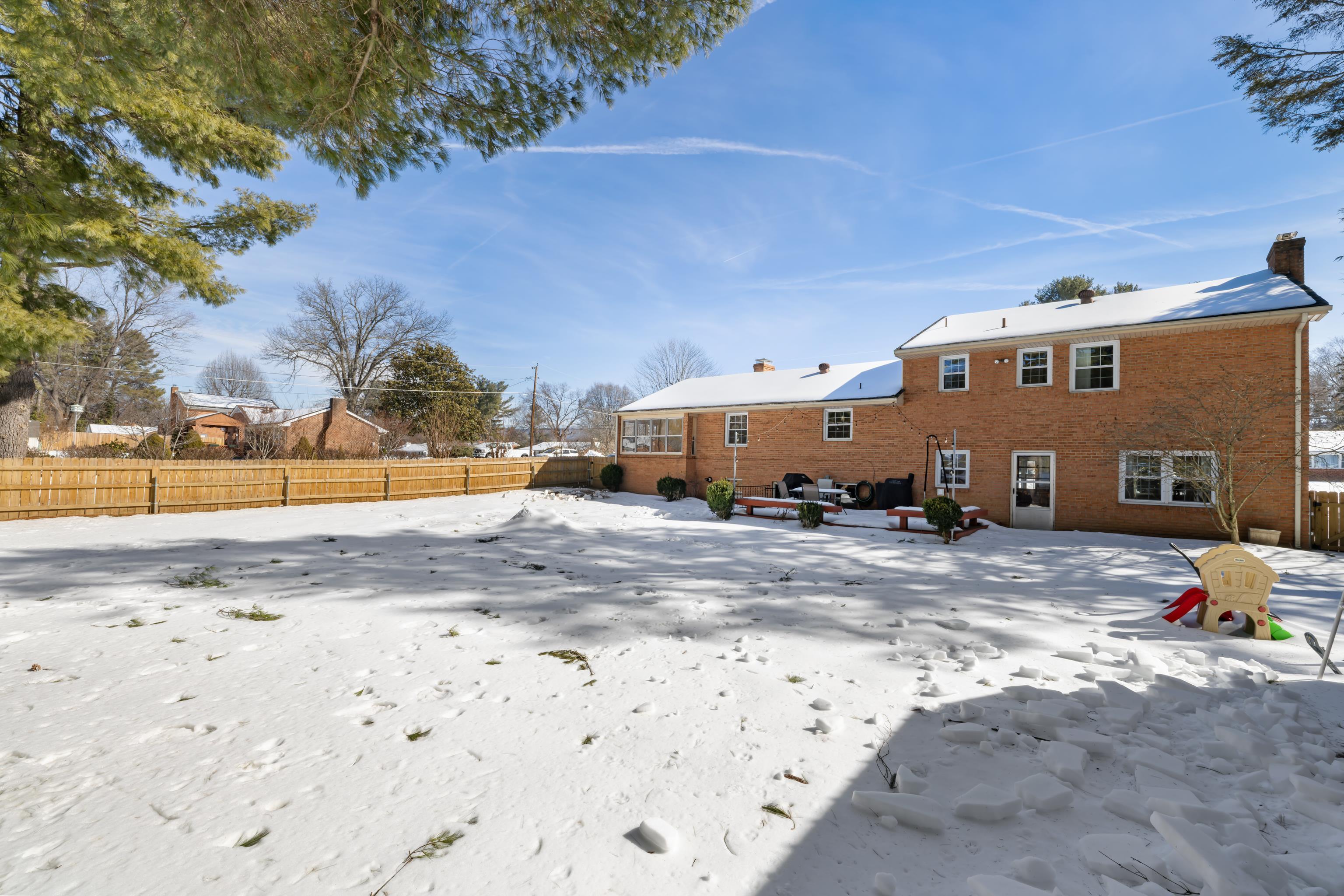 1200 CLUB RD, WAYNESBORO, Virginia 22980, 4 Bedrooms Bedrooms, ,2 BathroomsBathrooms,Residential,1200 CLUB RD,673185 MLS # 673185