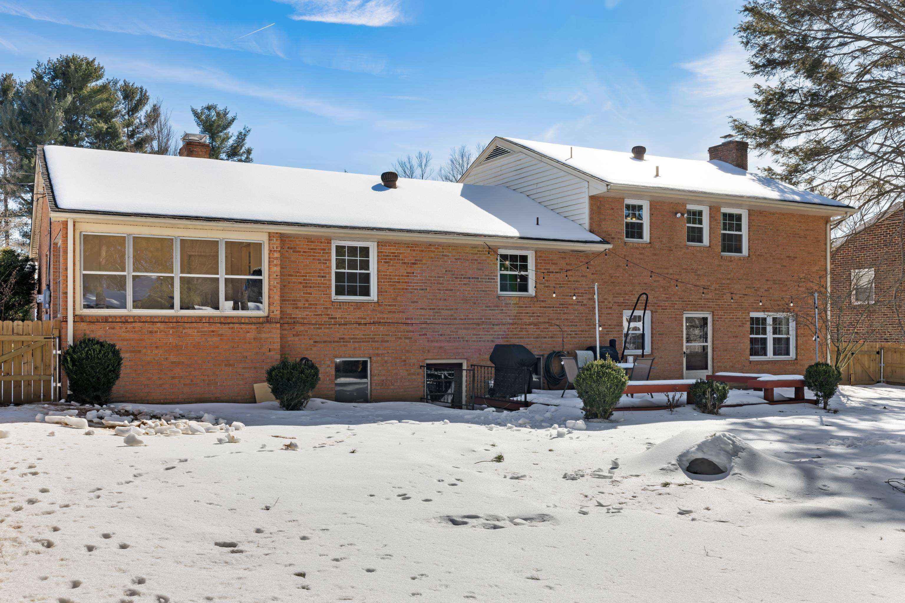 1200 CLUB RD, WAYNESBORO, Virginia 22980, 4 Bedrooms Bedrooms, ,2 BathroomsBathrooms,Residential,1200 CLUB RD,673185 MLS # 673185