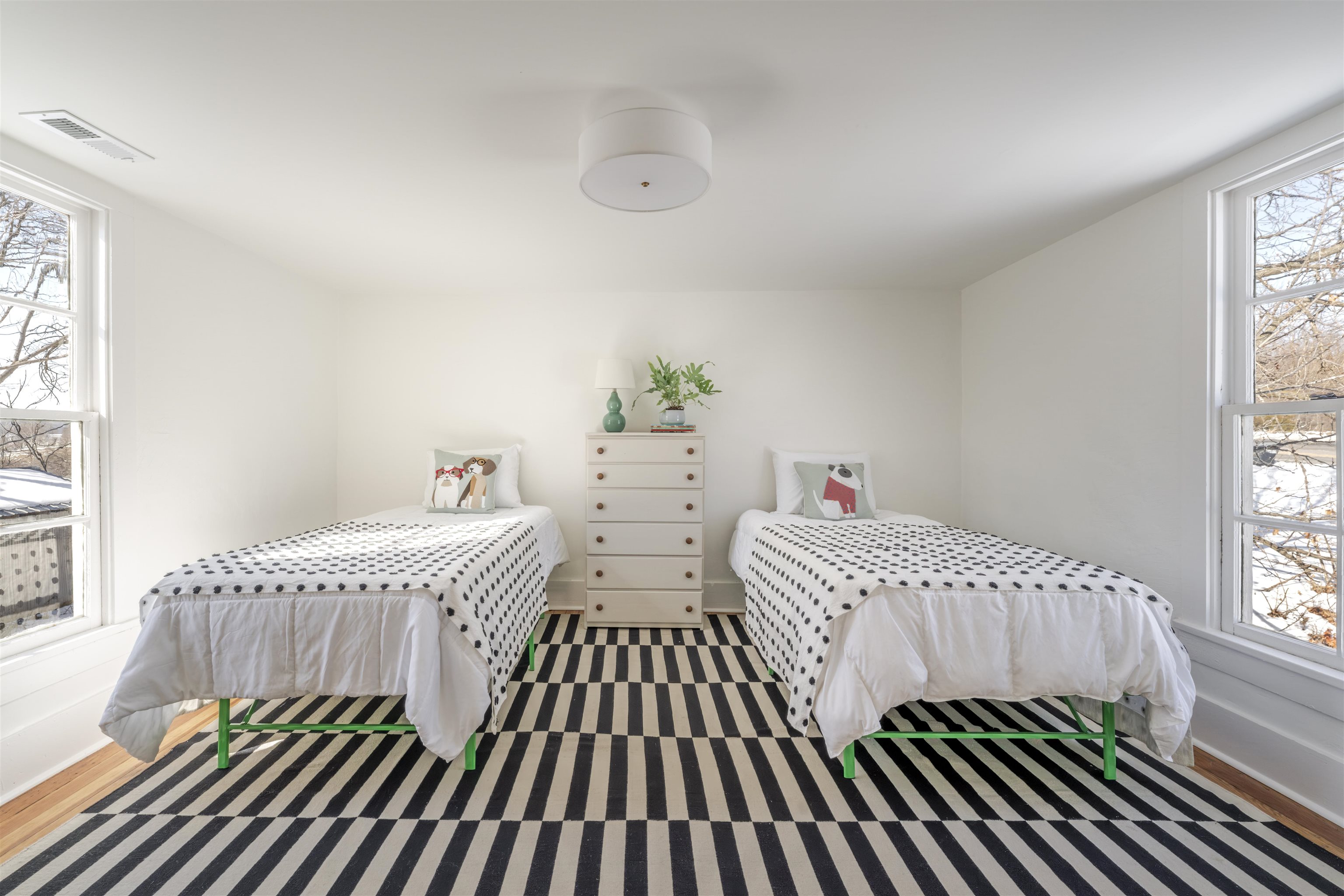 675 STONE SPRING RD, HARRISONBURG, Virginia 22801, 4 Bedrooms Bedrooms, ,2 BathroomsBathrooms,Residential,675 STONE SPRING RD,673187 MLS # 673187