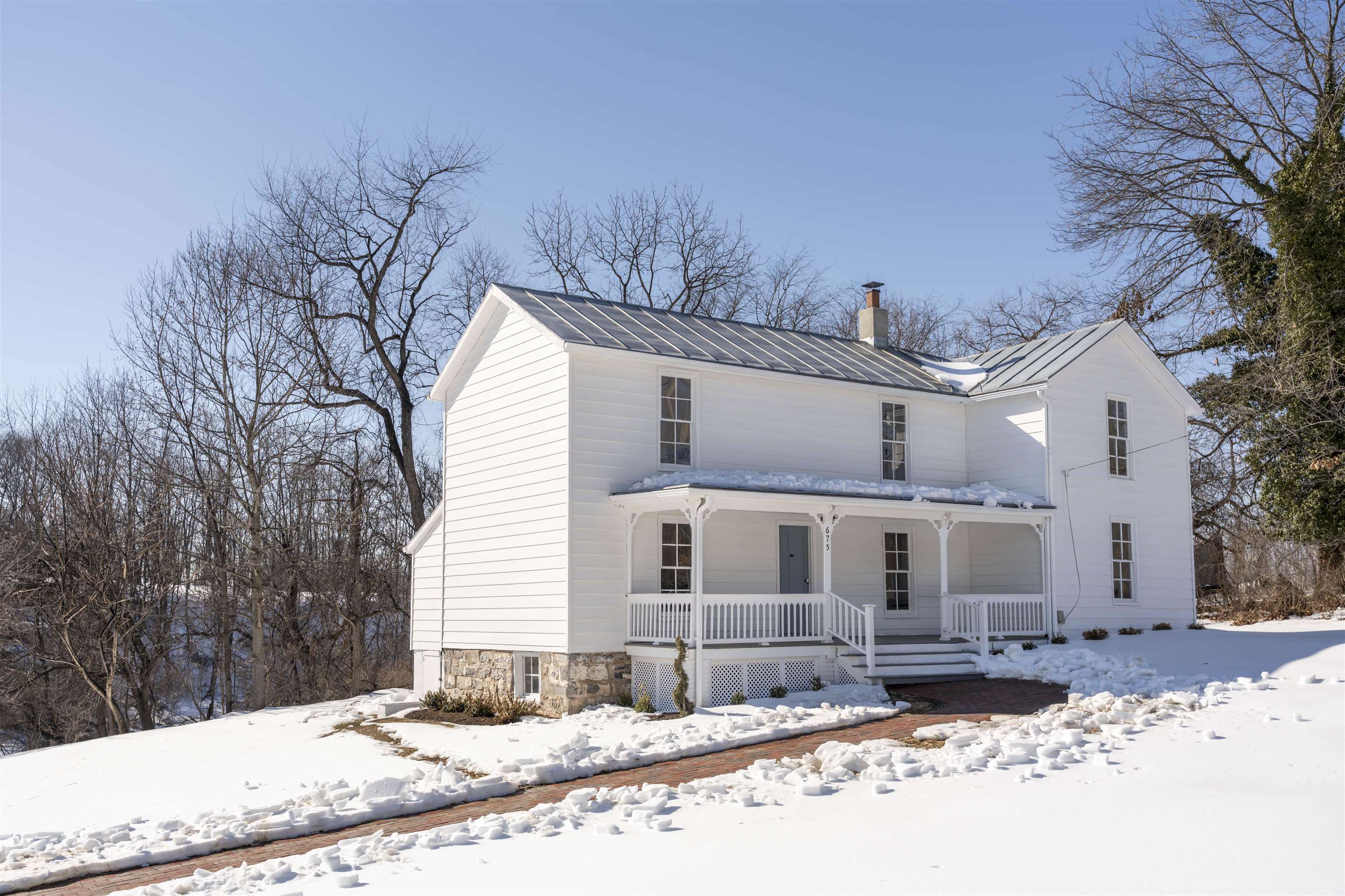 675 STONE SPRING RD, HARRISONBURG, Virginia 22801, 4 Bedrooms Bedrooms, ,2 BathroomsBathrooms,Residential,675 STONE SPRING RD,673187 MLS # 673187