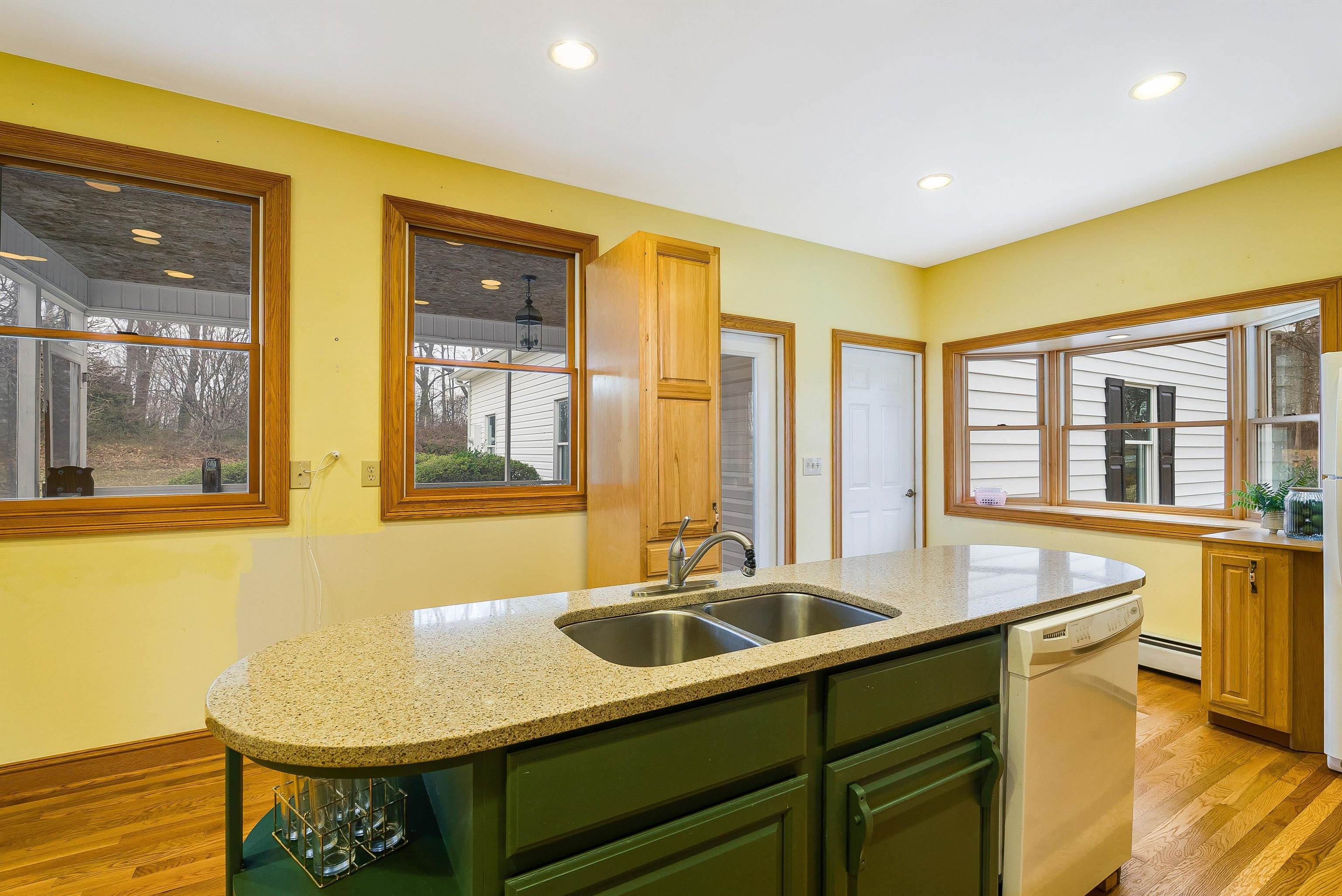 96 SHALOM RD, WAYNESBORO, Virginia 22980, 3 Bedrooms Bedrooms, ,2 BathroomsBathrooms,Residential,96 SHALOM RD,673188 MLS # 673188