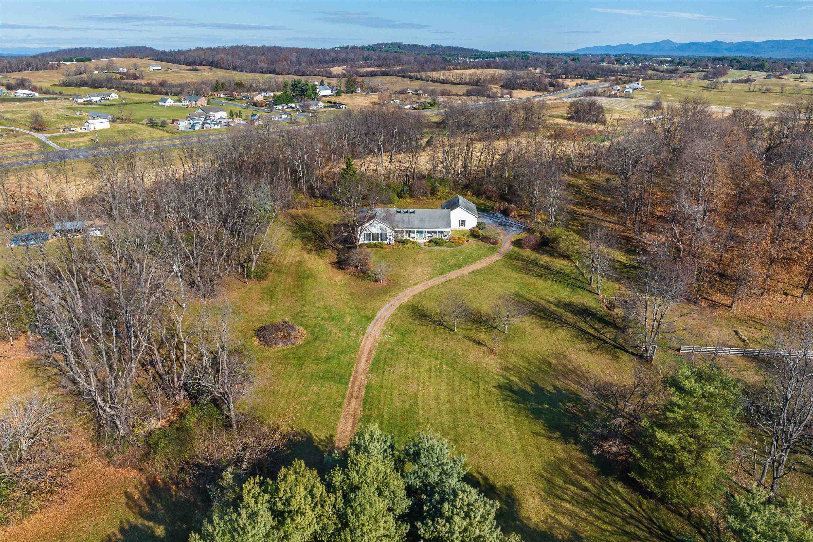 96 SHALOM RD, WAYNESBORO, Virginia 22980, 3 Bedrooms Bedrooms, ,2 BathroomsBathrooms,Residential,96 SHALOM RD,673188 MLS # 673188