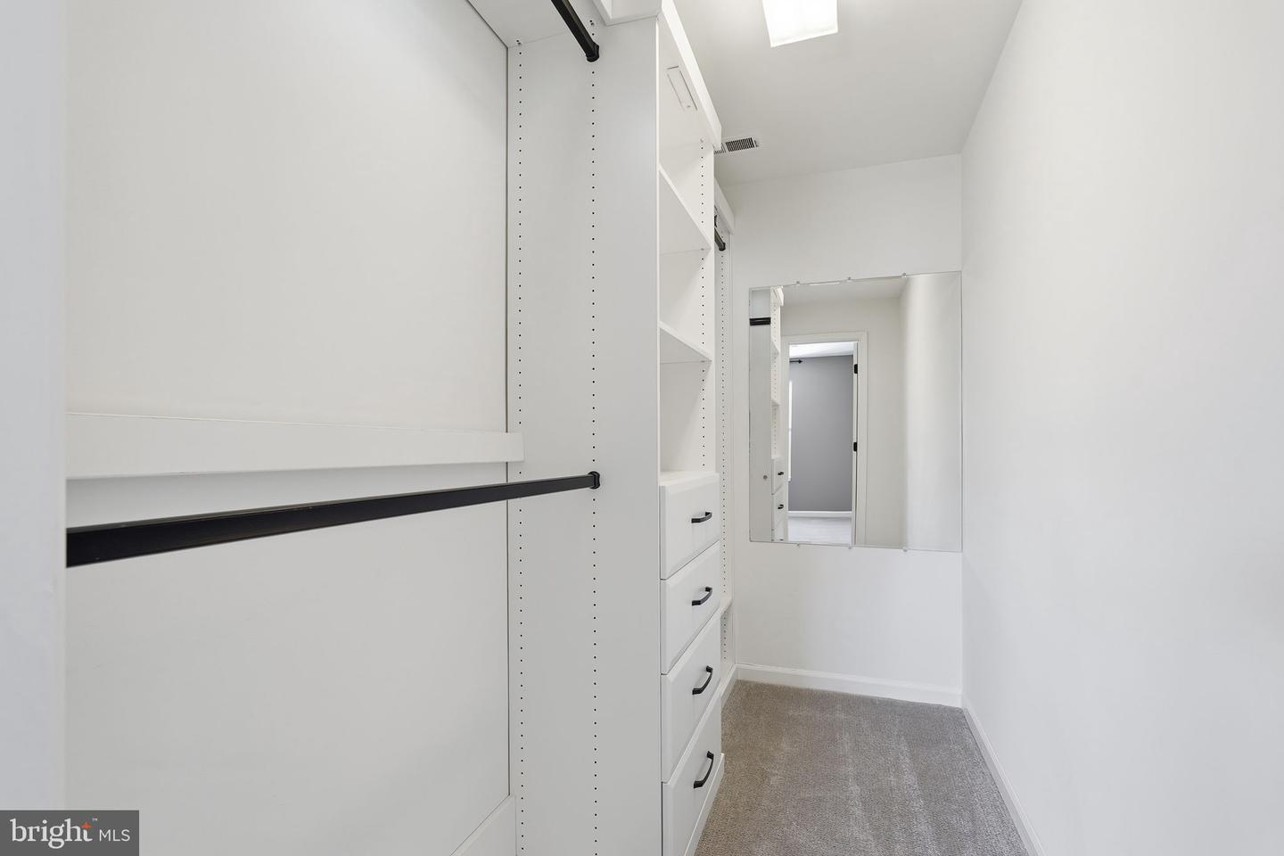 2808 EMMA LEE ST #201, FALLS CHURCH, Virginia 22042, 2 Bedrooms Bedrooms, ,2 BathroomsBathrooms,Residential,For sale,2808 EMMA LEE ST #201,VAFX2289454 MLS # VAFX2289454