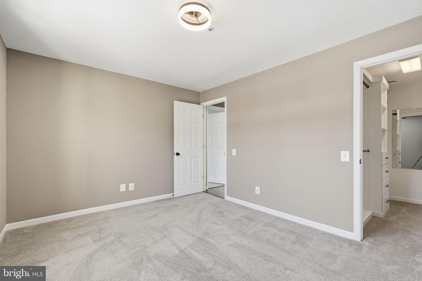 2808 EMMA LEE ST #201, FALLS CHURCH, Virginia 22042, 2 Bedrooms Bedrooms, ,2 BathroomsBathrooms,Residential,For sale,2808 EMMA LEE ST #201,VAFX2289454 MLS # VAFX2289454