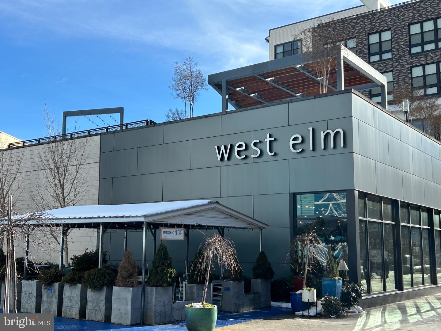 2808 EMMA LEE ST #201, FALLS CHURCH, Virginia 22042, 2 Bedrooms Bedrooms, ,2 BathroomsBathrooms,Residential,For sale,2808 EMMA LEE ST #201,VAFX2289454 MLS # VAFX2289454