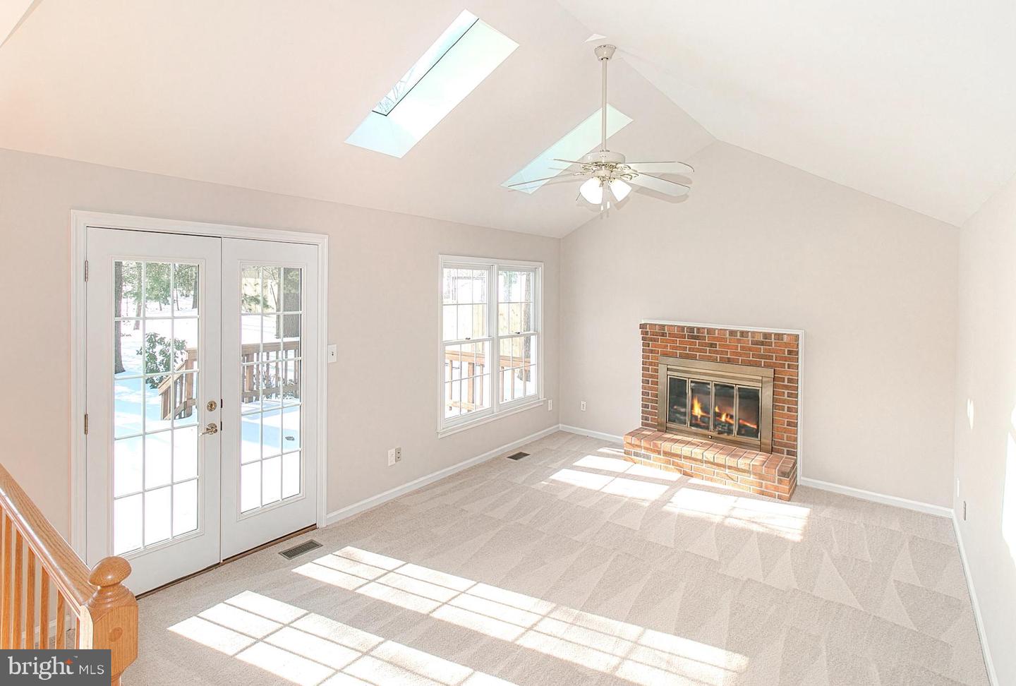 4634 STAR FLOWER DR, CHANTILLY, Virginia 20151, 4 Bedrooms Bedrooms, ,2 BathroomsBathrooms,Residential,For sale,4634 STAR FLOWER DR,VAFX2289820 MLS # VAFX2289820