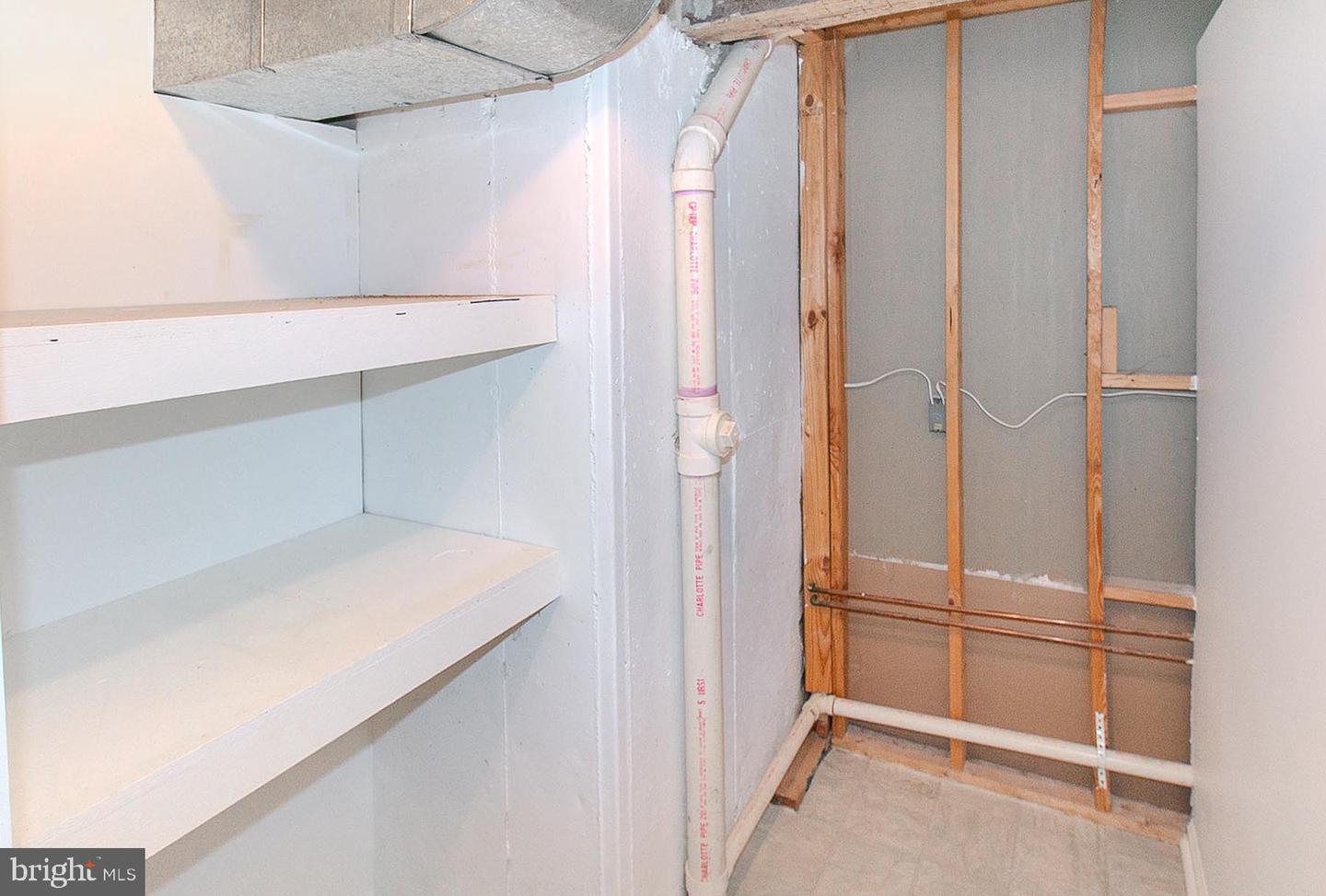 4634 STAR FLOWER DR, CHANTILLY, Virginia 20151, 4 Bedrooms Bedrooms, ,2 BathroomsBathrooms,Residential,For sale,4634 STAR FLOWER DR,VAFX2289820 MLS # VAFX2289820