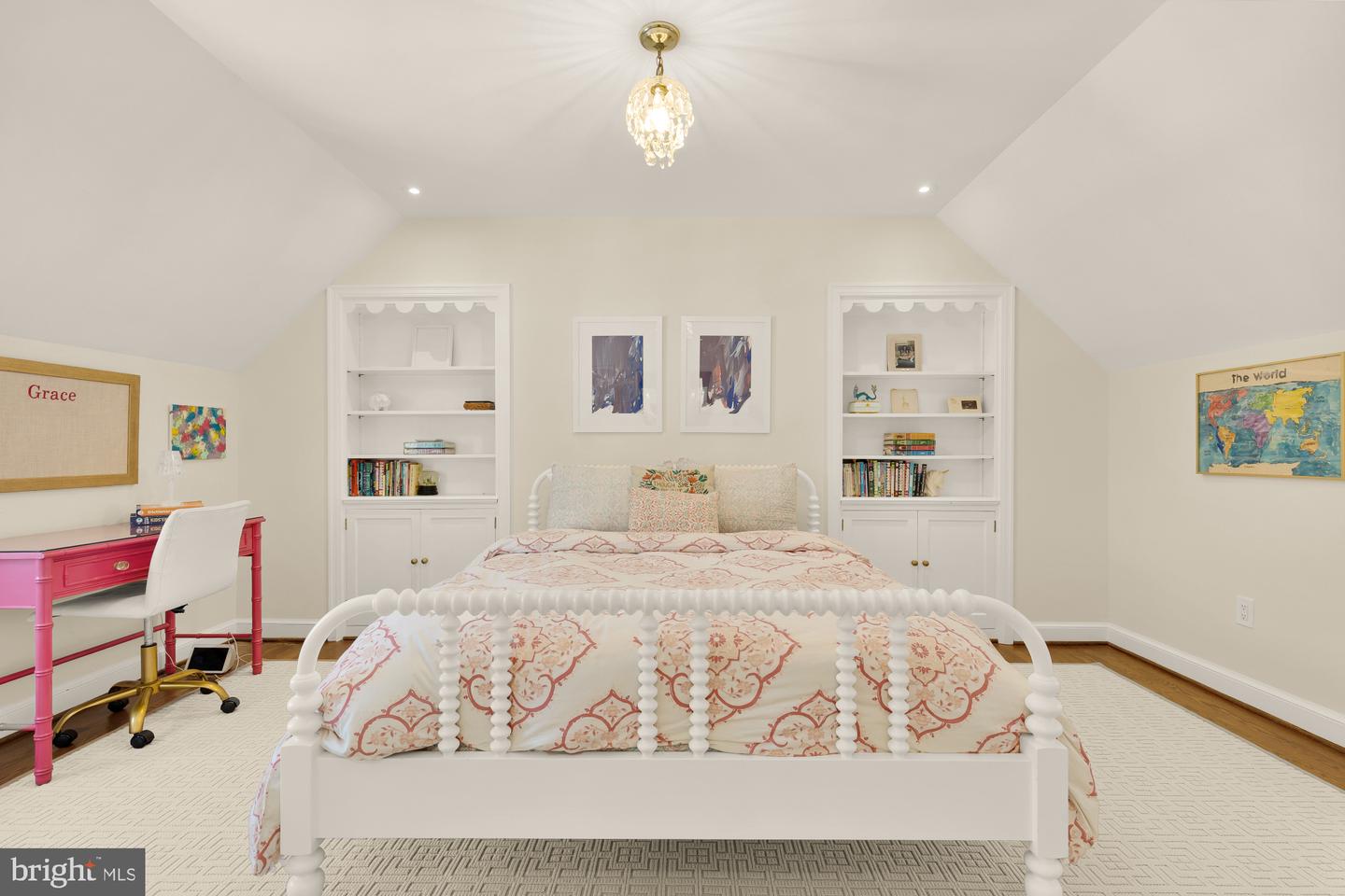 4501 47TH ST NW, WASHINGTON, District Of Columbia 20016, 5 Bedrooms Bedrooms, 8 Rooms Rooms,3 BathroomsBathrooms,Residential,For sale,4501 47TH ST NW,DCDC2245182 MLS # DCDC2245182