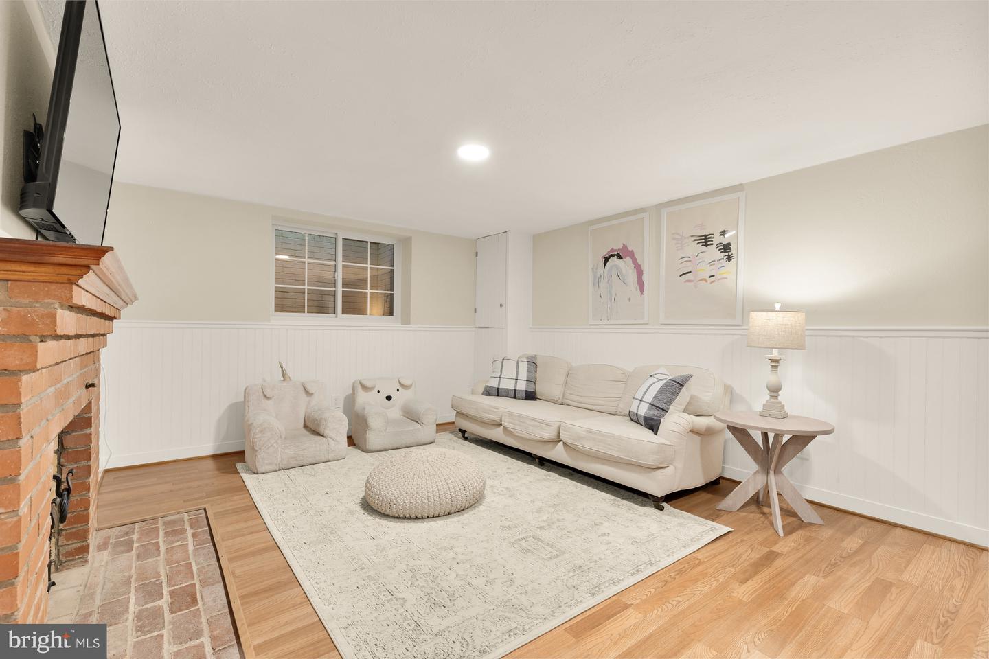 4501 47TH ST NW, WASHINGTON, District Of Columbia 20016, 5 Bedrooms Bedrooms, 8 Rooms Rooms,3 BathroomsBathrooms,Residential,For sale,4501 47TH ST NW,DCDC2245182 MLS # DCDC2245182