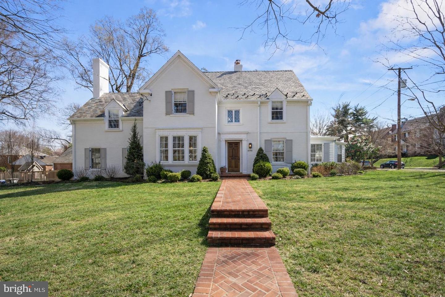 4501 47TH ST NW, WASHINGTON, District Of Columbia 20016, 5 Bedrooms Bedrooms, 8 Rooms Rooms,3 BathroomsBathrooms,Residential,For sale,4501 47TH ST NW,DCDC2245182 MLS # DCDC2245182