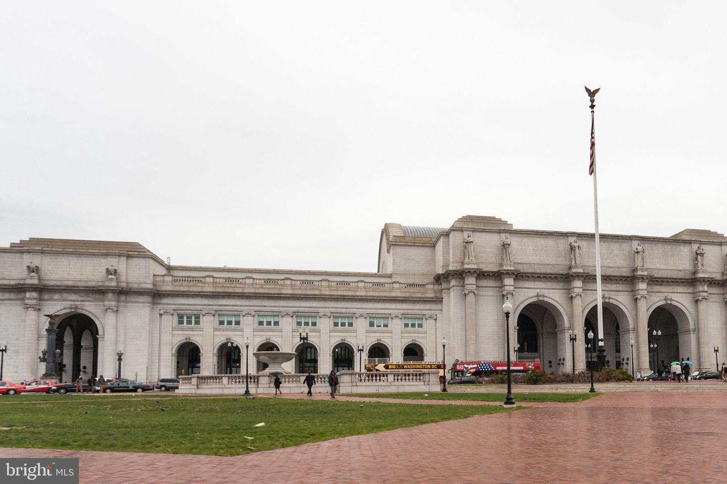 904 H ST NE #1, WASHINGTON, District Of Columbia 20002, 2 Bedrooms Bedrooms, ,2 BathroomsBathrooms,Residential,For sale,904 H ST NE #1,DCDC2245190 MLS # DCDC2245190