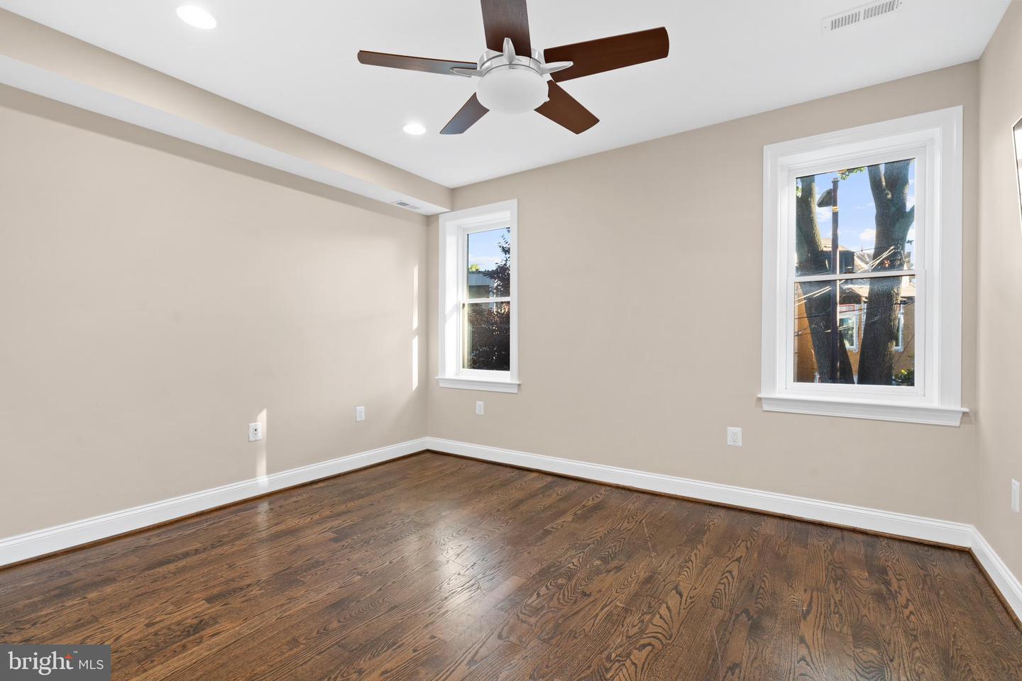 625 MASSACHUSETTS AVE NE, WASHINGTON, District Of Columbia 20002, 5 Bedrooms Bedrooms, ,4 BathroomsBathrooms,Residential,For sale,625 MASSACHUSETTS AVE NE,DCDC2245246 MLS # DCDC2245246