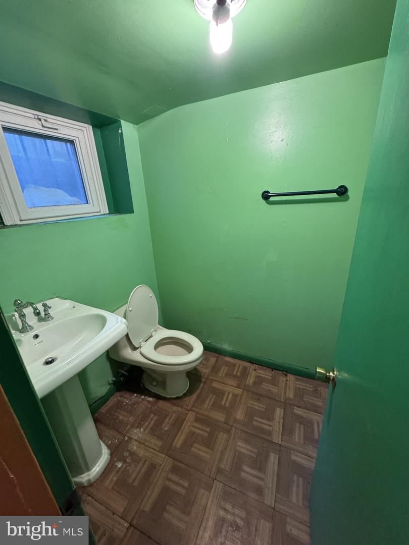 38 N ST NW, WASHINGTON, District Of Columbia 20001, 3 Bedrooms Bedrooms, ,1 BathroomBathrooms,Residential,For sale,38 N ST NW,DCDC2245260 MLS # DCDC2245260