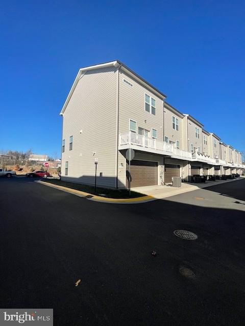 301 WILLIS ST, FREDERICKSBURG, Virginia 22401, 3 Bedrooms Bedrooms, ,3 BathroomsBathrooms,Residential,For sale,301 WILLIS ST,VAFB2009634 MLS # VAFB2009634