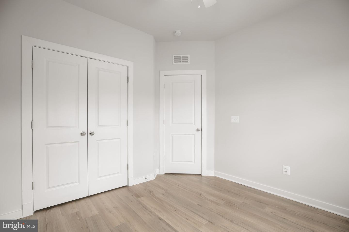 301 WILLIS ST, FREDERICKSBURG, Virginia 22401, 3 Bedrooms Bedrooms, ,3 BathroomsBathrooms,Residential,For sale,301 WILLIS ST,VAFB2009634 MLS # VAFB2009634