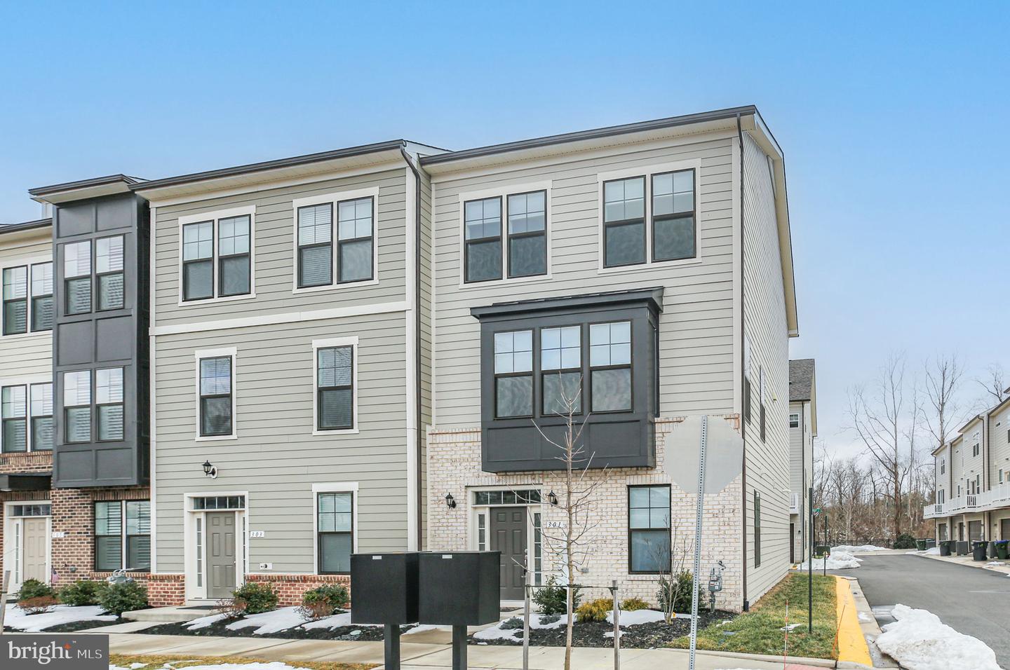 301 WILLIS ST, FREDERICKSBURG, Virginia 22401, 3 Bedrooms Bedrooms, ,3 BathroomsBathrooms,Residential,For sale,301 WILLIS ST,VAFB2009634 MLS # VAFB2009634