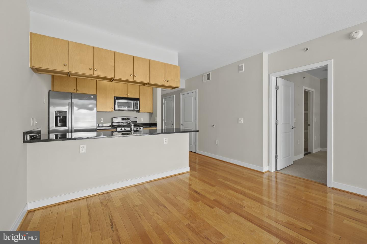 1117 10TH ST NW #302, WASHINGTON, District Of Columbia 20001, 2 Bedrooms Bedrooms, ,2 BathroomsBathrooms,Residential,For sale,1117 10TH ST NW #302,DCDC2245384 MLS # DCDC2245384