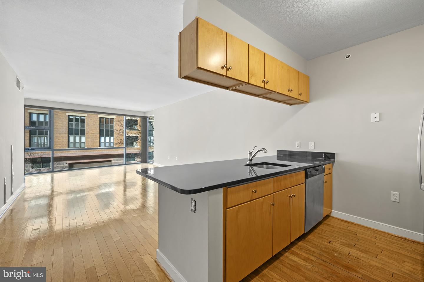 1117 10TH ST NW #302, WASHINGTON, District Of Columbia 20001, 2 Bedrooms Bedrooms, ,2 BathroomsBathrooms,Residential,For sale,1117 10TH ST NW #302,DCDC2245384 MLS # DCDC2245384