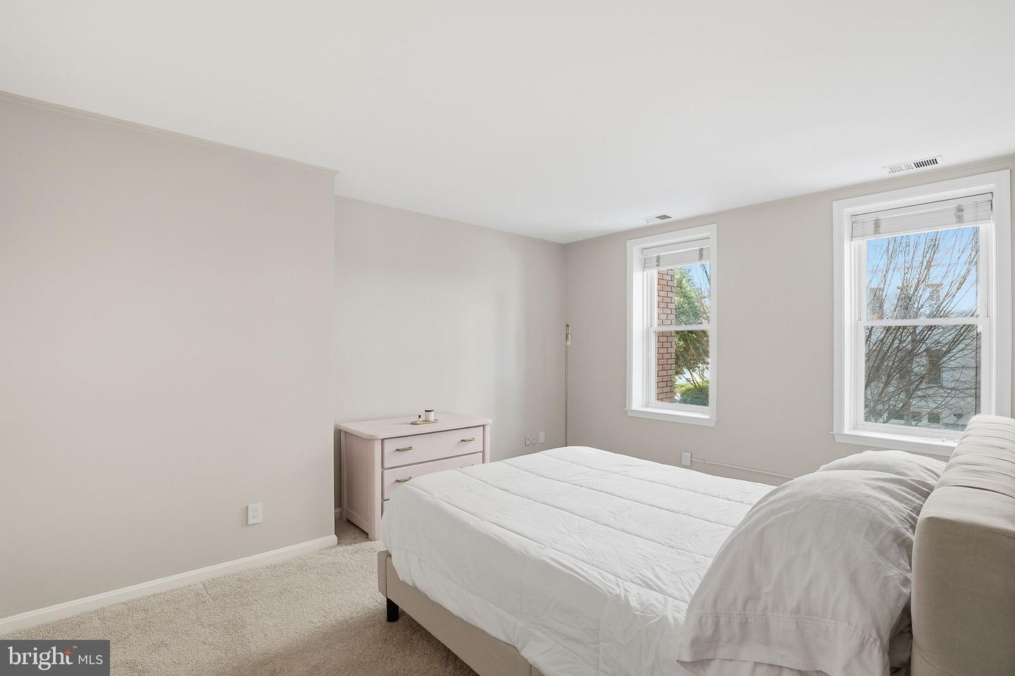 2001 16TH ST NW #202, WASHINGTON, District Of Columbia 20009, 1 Bedroom Bedrooms, ,1 BathroomBathrooms,Residential,For sale,2001 16TH ST NW #202,DCDC2245400 MLS # DCDC2245400