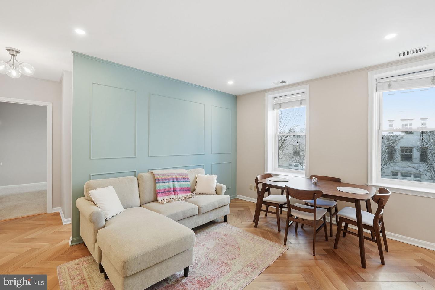 2001 16TH ST NW #202, WASHINGTON, District Of Columbia 20009, 1 Bedroom Bedrooms, ,1 BathroomBathrooms,Residential,For sale,2001 16TH ST NW #202,DCDC2245400 MLS # DCDC2245400