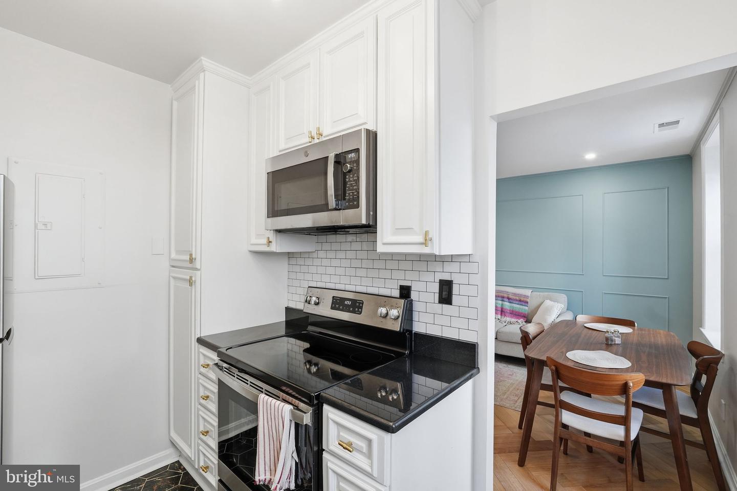 2001 16TH ST NW #202, WASHINGTON, District Of Columbia 20009, 1 Bedroom Bedrooms, ,1 BathroomBathrooms,Residential,For sale,2001 16TH ST NW #202,DCDC2245400 MLS # DCDC2245400