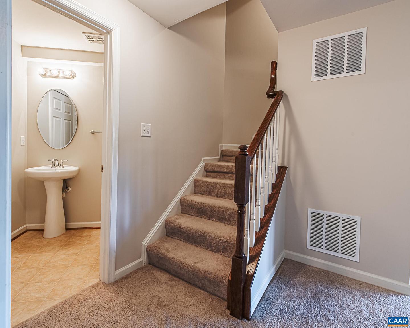 1966 ASHEVILLE DR, CHARLOTTESVILLE, Virginia 22911, 3 Bedrooms Bedrooms, ,2 BathroomsBathrooms,Residential,For sale,1966 ASHEVILLE DR,673133 MLS # 673133