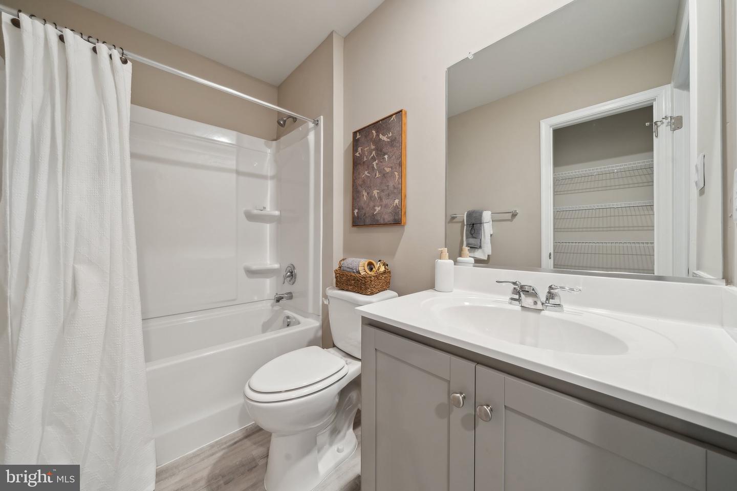 5913 BANYAN LN, CHESTERFIELD, Virginia 23234, 3 Bedrooms Bedrooms, 5 Rooms Rooms,2 BathroomsBathrooms,Residential,For sale,5913 BANYAN LN,VACF2001396 MLS # VACF2001396