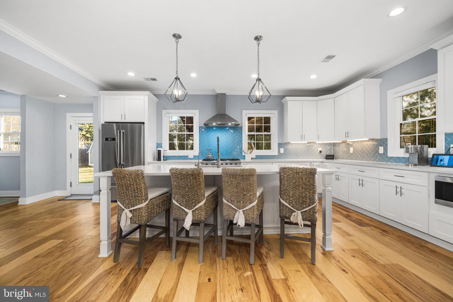 3209 NOTTAGE LN, FALLS CHURCH, Virginia 22042, 4 Bedrooms Bedrooms, ,3 BathroomsBathrooms,Residential,For sale,3209 NOTTAGE LN,VAFX2289948 MLS # VAFX2289948