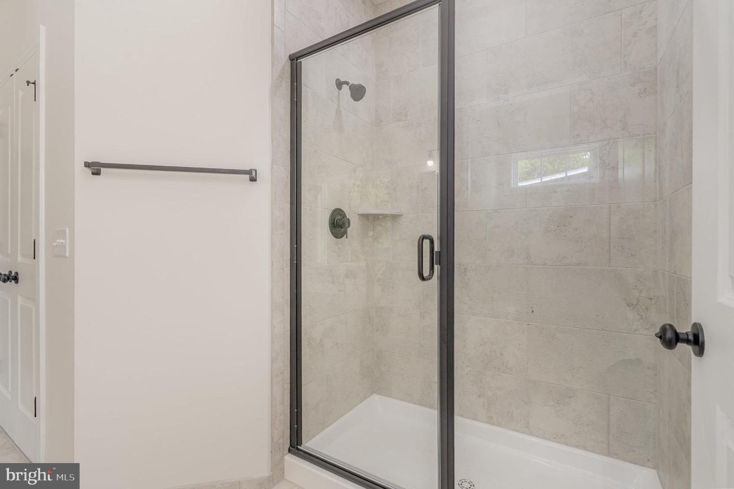 26700 DANIELS POINT DR, UNIONVILLE, Virginia 22567, 4 Bedrooms Bedrooms, ,3 BathroomsBathrooms,Residential,For sale,26700 DANIELS POINT DR,VAOR2013280 MLS # VAOR2013280