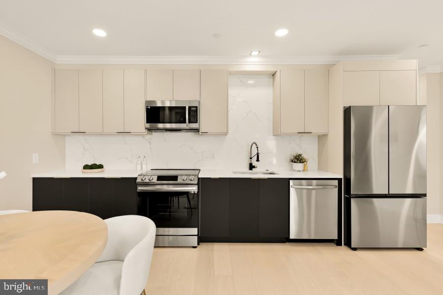 2305 NICHOLSON SE #202, WASHINGTON, District Of Columbia 20020, 2 Bedrooms Bedrooms, 3 Rooms Rooms,2 BathroomsBathrooms,Residential,For sale,2305 NICHOLSON SE #202,DCDC2245342 MLS # DCDC2245342