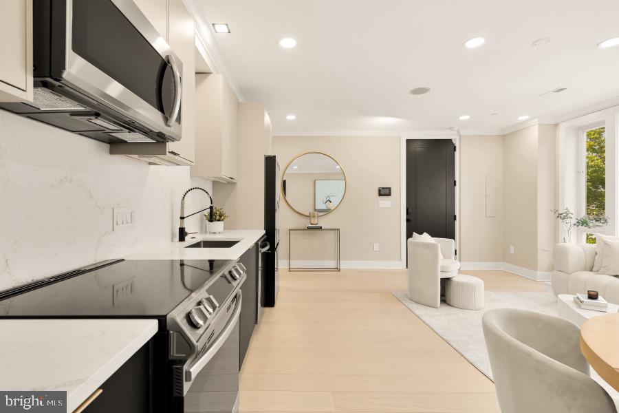 2305 NICHOLSON SE #202, WASHINGTON, District Of Columbia 20020, 2 Bedrooms Bedrooms, 3 Rooms Rooms,2 BathroomsBathrooms,Residential,For sale,2305 NICHOLSON SE #202,DCDC2245342 MLS # DCDC2245342