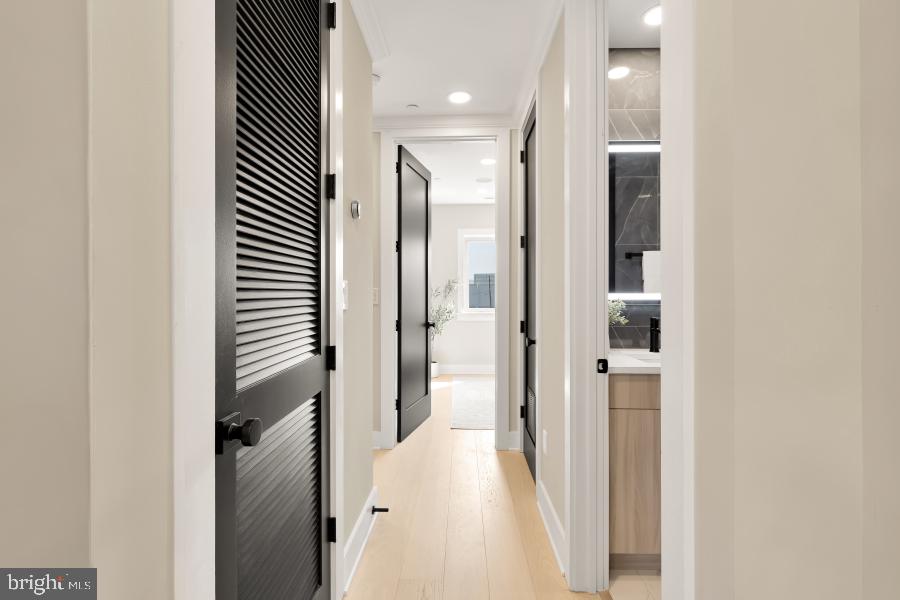 2305 NICHOLSON SE #202, WASHINGTON, District Of Columbia 20020, 2 Bedrooms Bedrooms, 3 Rooms Rooms,2 BathroomsBathrooms,Residential,For sale,2305 NICHOLSON SE #202,DCDC2245342 MLS # DCDC2245342