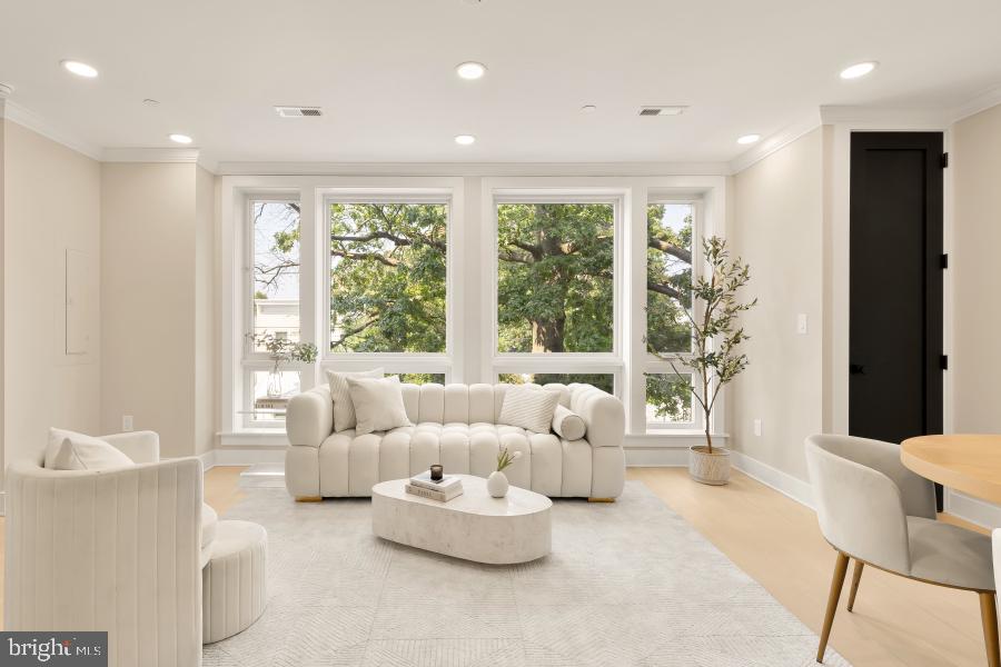 2305 NICHOLSON SE #202, WASHINGTON, District Of Columbia 20020, 2 Bedrooms Bedrooms, 3 Rooms Rooms,2 BathroomsBathrooms,Residential,For sale,2305 NICHOLSON SE #202,DCDC2245342 MLS # DCDC2245342