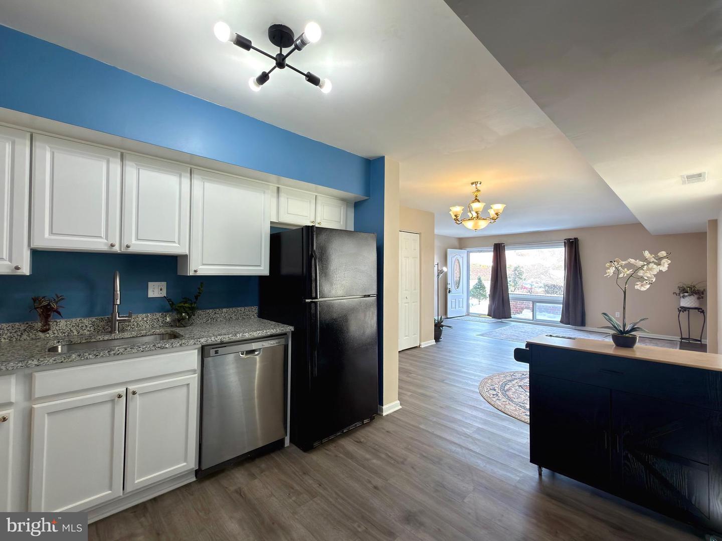 10135 FAIR WOODS DR, FAIRFAX, Virginia 22030, 3 Bedrooms Bedrooms, ,1 BathroomBathrooms,Residential,For sale,10135 FAIR WOODS DR,VAFC2007754 MLS # VAFC2007754