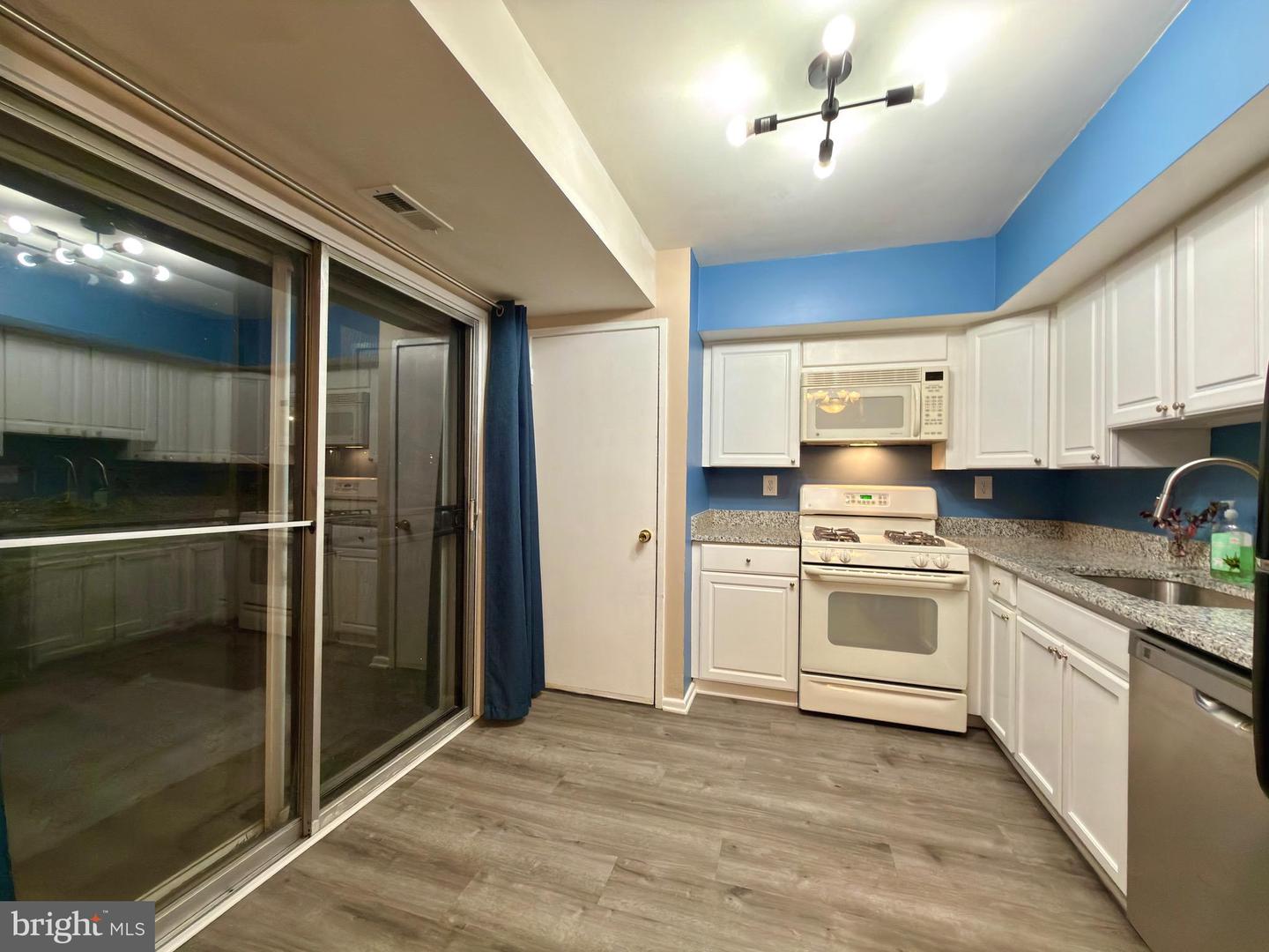 10135 FAIR WOODS DR, FAIRFAX, Virginia 22030, 3 Bedrooms Bedrooms, ,1 BathroomBathrooms,Residential,For sale,10135 FAIR WOODS DR,VAFC2007754 MLS # VAFC2007754