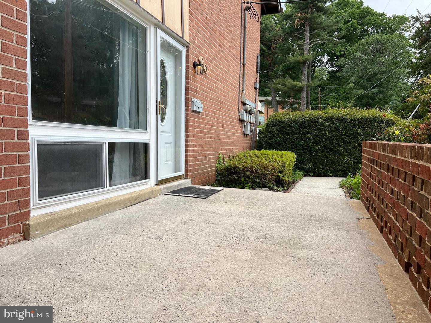 10135 FAIR WOODS DR, FAIRFAX, Virginia 22030, 3 Bedrooms Bedrooms, ,1 BathroomBathrooms,Residential,For sale,10135 FAIR WOODS DR,VAFC2007754 MLS # VAFC2007754