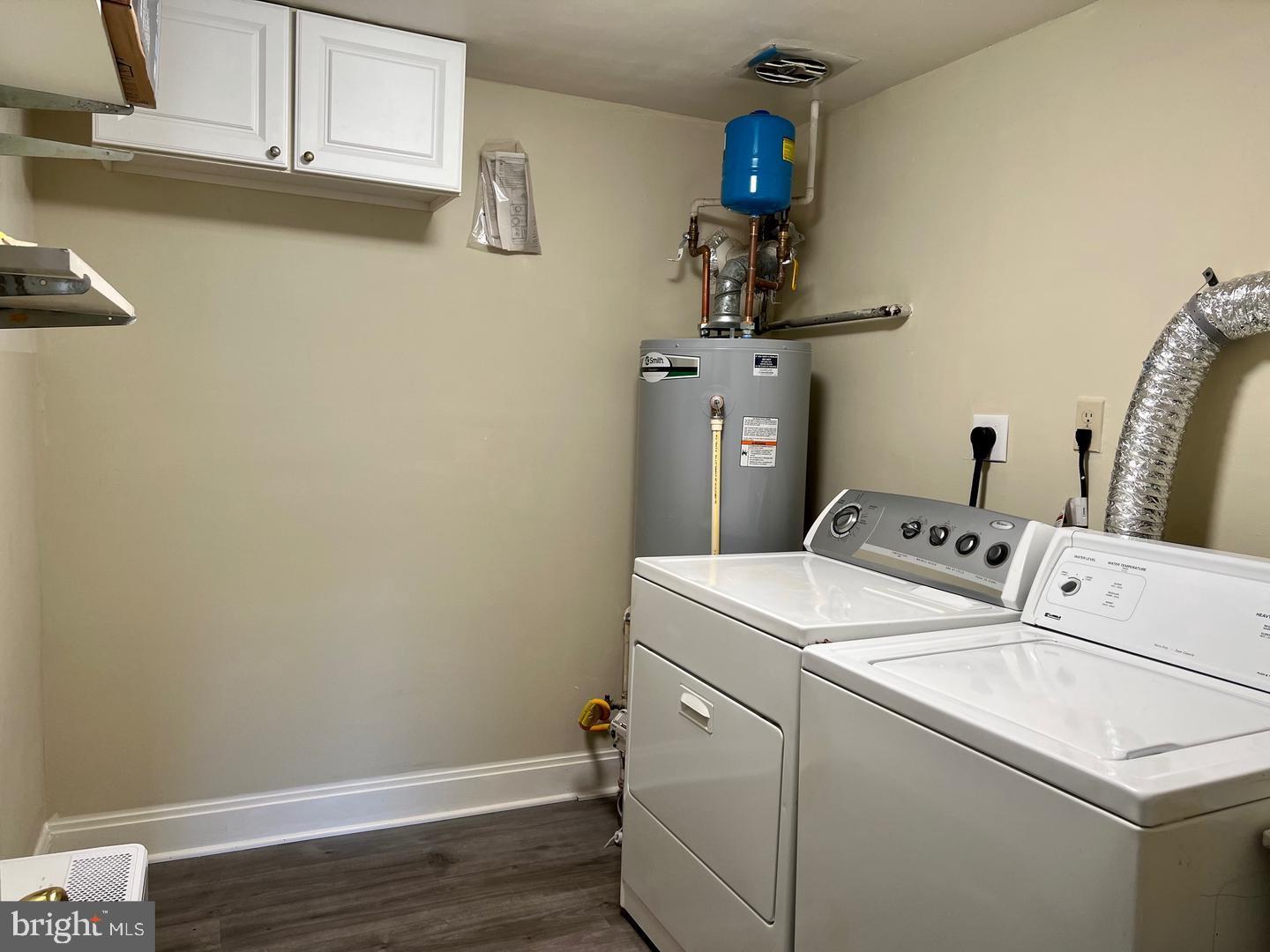 10135 FAIR WOODS DR, FAIRFAX, Virginia 22030, 3 Bedrooms Bedrooms, ,1 BathroomBathrooms,Residential,For sale,10135 FAIR WOODS DR,VAFC2007754 MLS # VAFC2007754