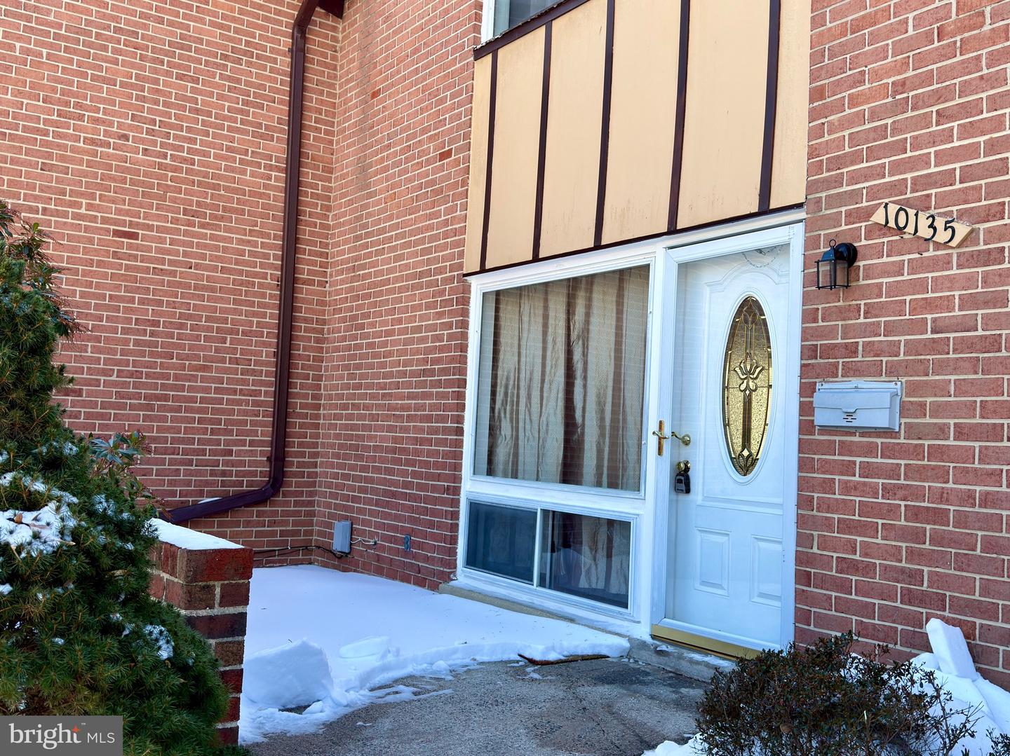 10135 FAIR WOODS DR, FAIRFAX, Virginia 22030, 3 Bedrooms Bedrooms, ,1 BathroomBathrooms,Residential,For sale,10135 FAIR WOODS DR,VAFC2007754 MLS # VAFC2007754